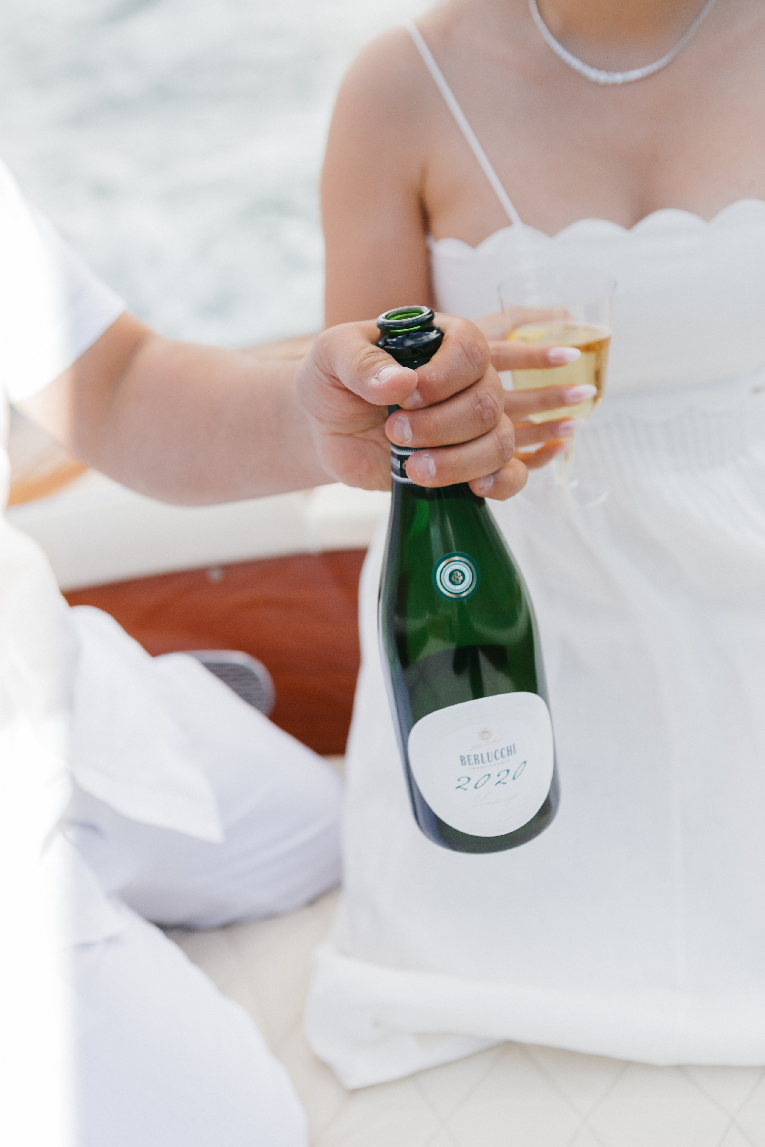 BOAT TRIP ABIGAIL & NICK. Luxury wedding photographer in Italy | Irina Armonia