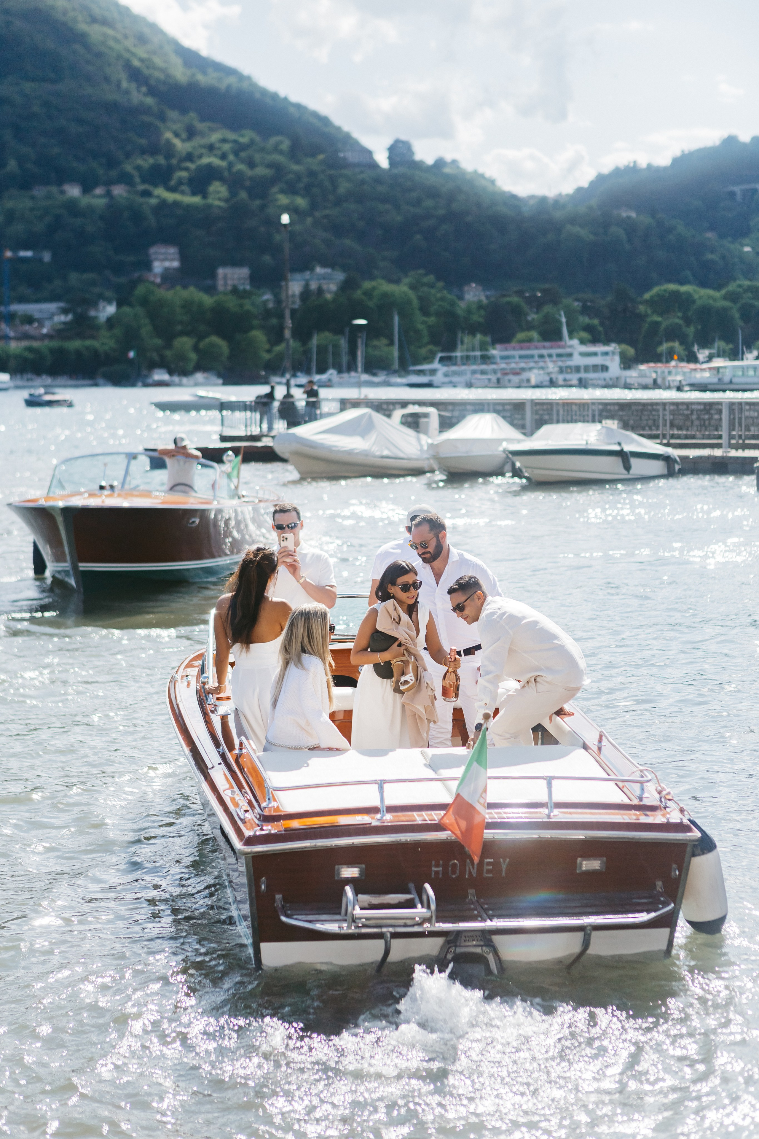 BOAT TRIP ABIGAIL & NICK. Luxury wedding photographer in Italy | Irina Armonia