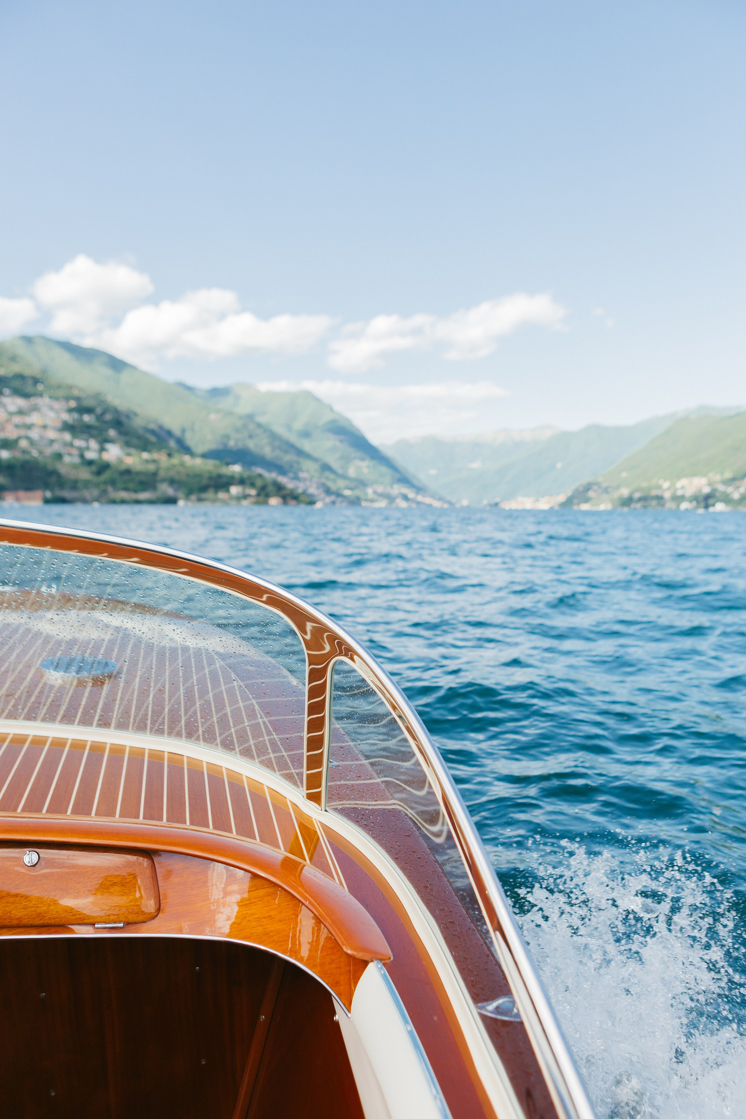 BOAT TRIP ABIGAIL & NICK. Luxury wedding photographer in Italy | Irina Armonia