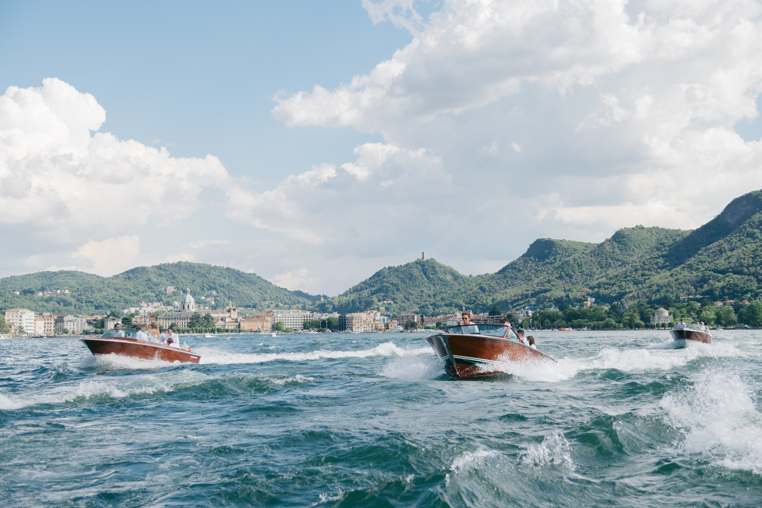 BOAT TRIP ABIGAIL & NICK. Luxury wedding photographer in Italy | Irina Armonia