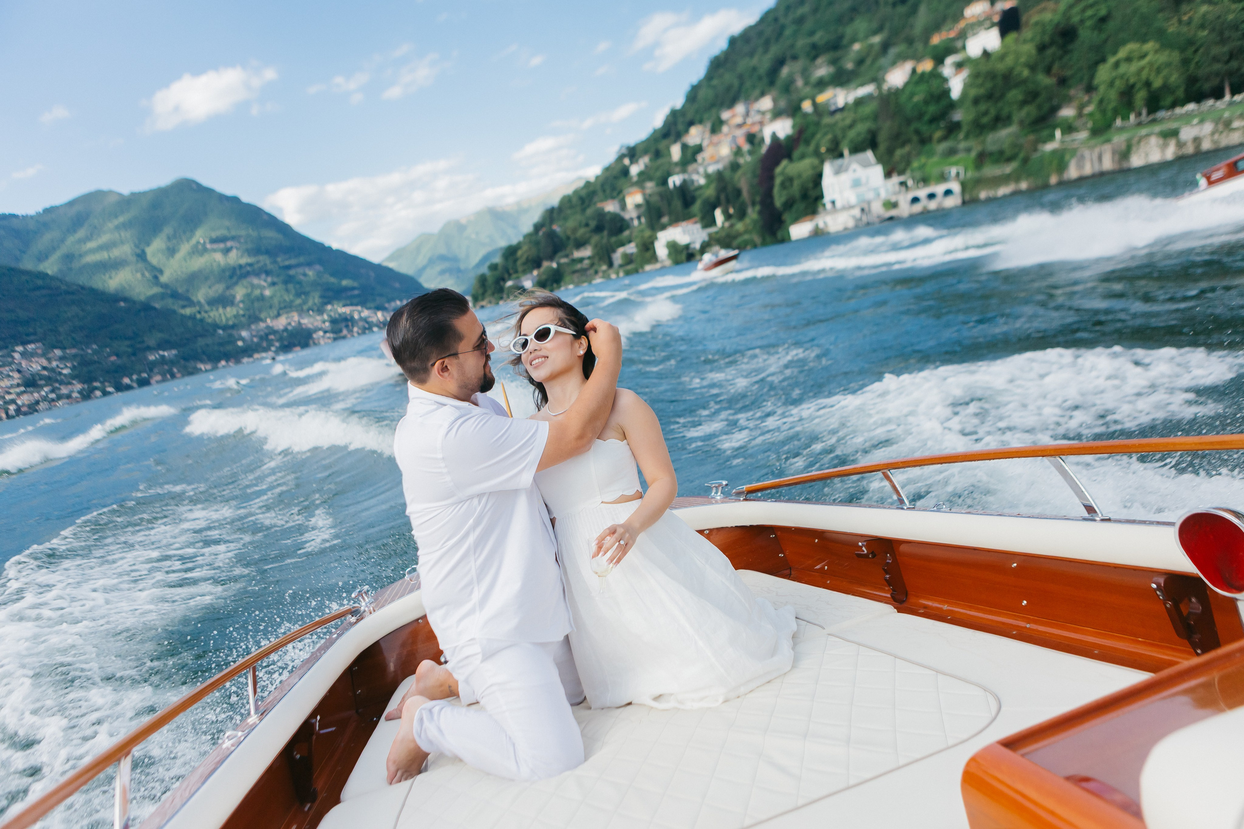 BOAT TRIP ABIGAIL & NICK. Luxury wedding photographer in Italy | Irina Armonia