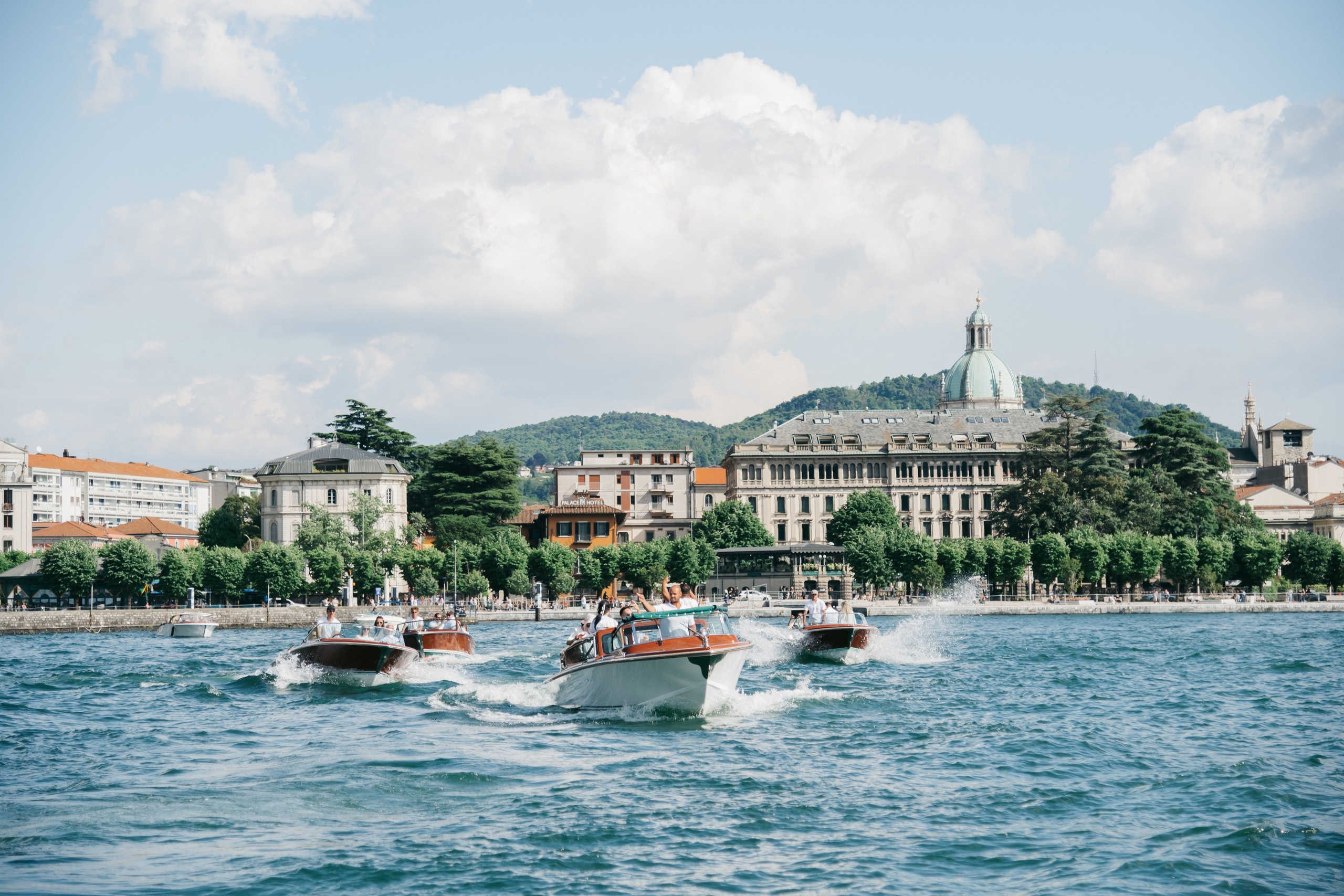 BOAT TRIP ABIGAIL & NICK. Luxury wedding photographer in Italy | Irina Armonia