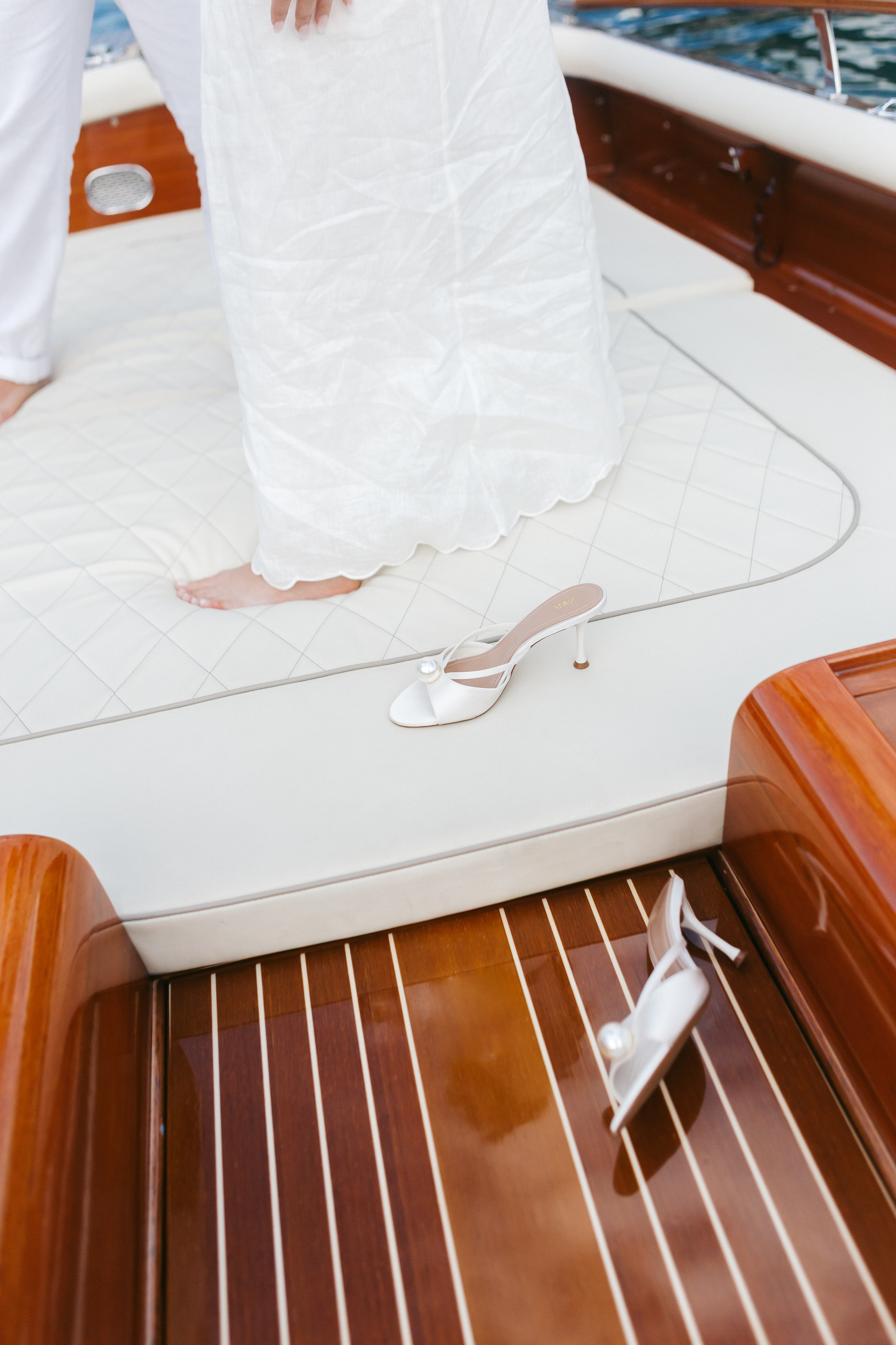 BOAT TRIP ABIGAIL & NICK. Luxury wedding photographer in Italy | Irina Armonia