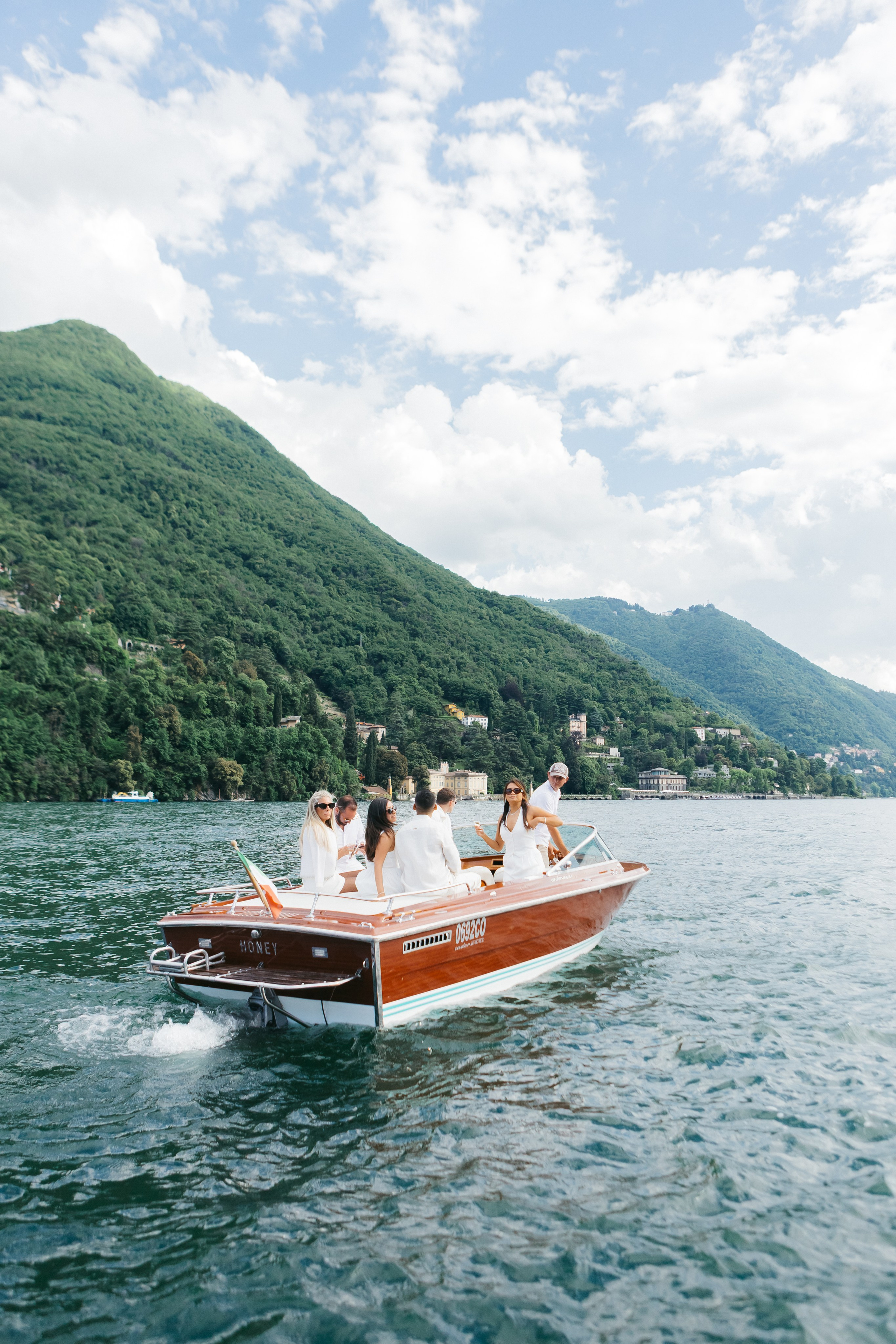 BOAT TRIP ABIGAIL & NICK. Luxury wedding photographer in Italy | Irina Armonia