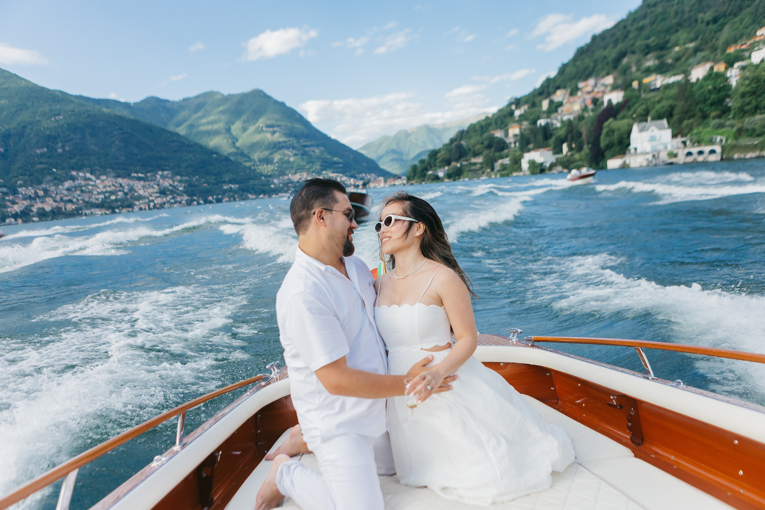 BOAT TRIP ABIGAIL & NICK. Luxury wedding photographer in Italy | Irina Armonia