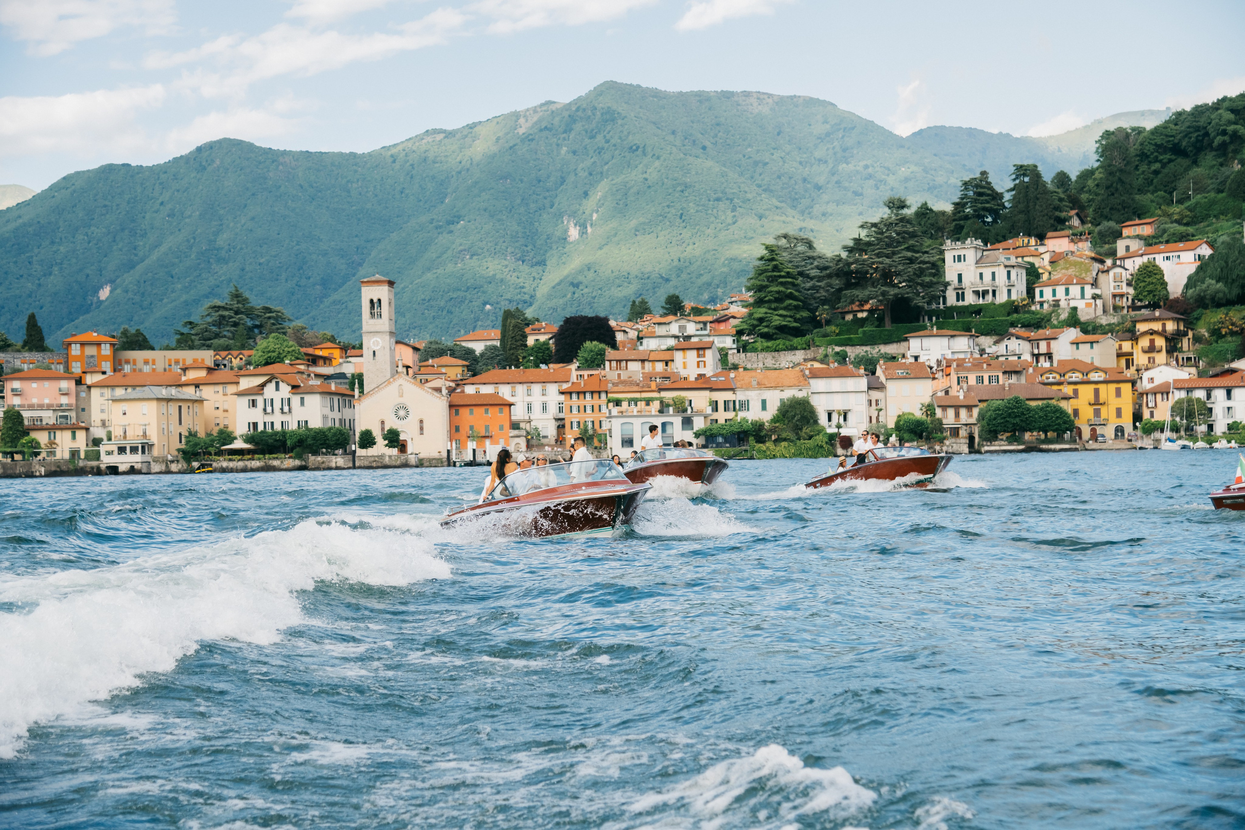 BOAT TRIP ABIGAIL & NICK. Luxury wedding photographer in Italy | Irina Armonia
