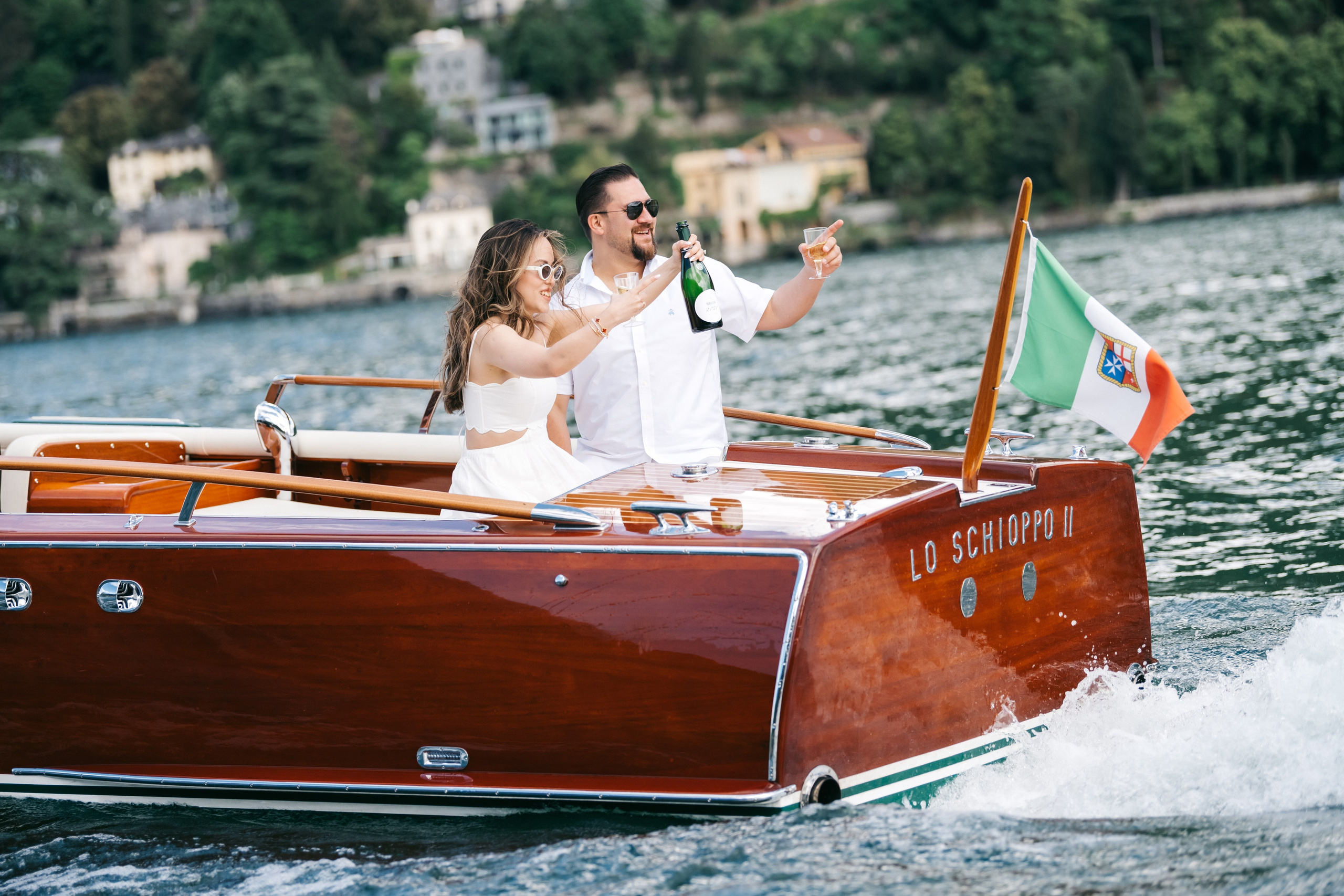 BOAT TRIP ABIGAIL & NICK. Luxury wedding photographer in Italy | Irina Armonia