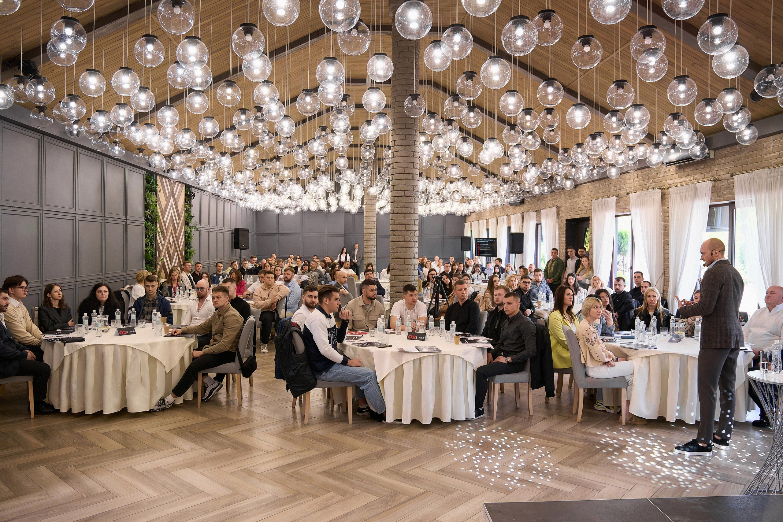 Стратегічна сесія Андрія Пивоварова. Avocado Film — фото та відео зйомка