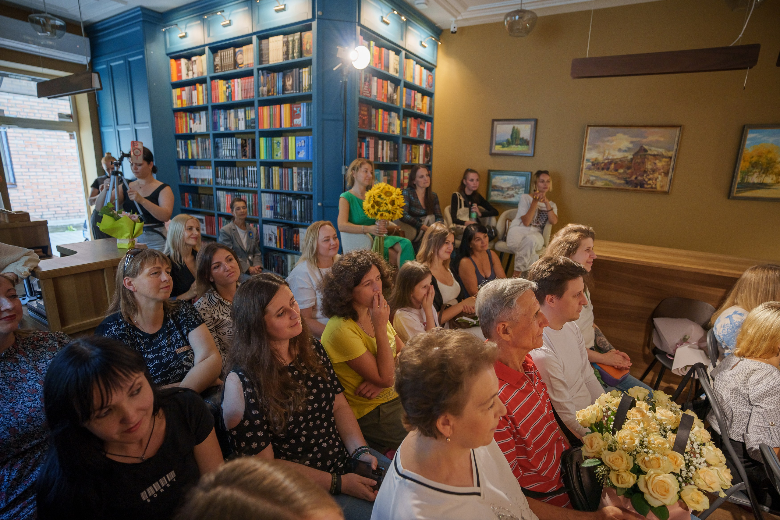 Презентація книги. Avocado Film — фото та відео зйомка