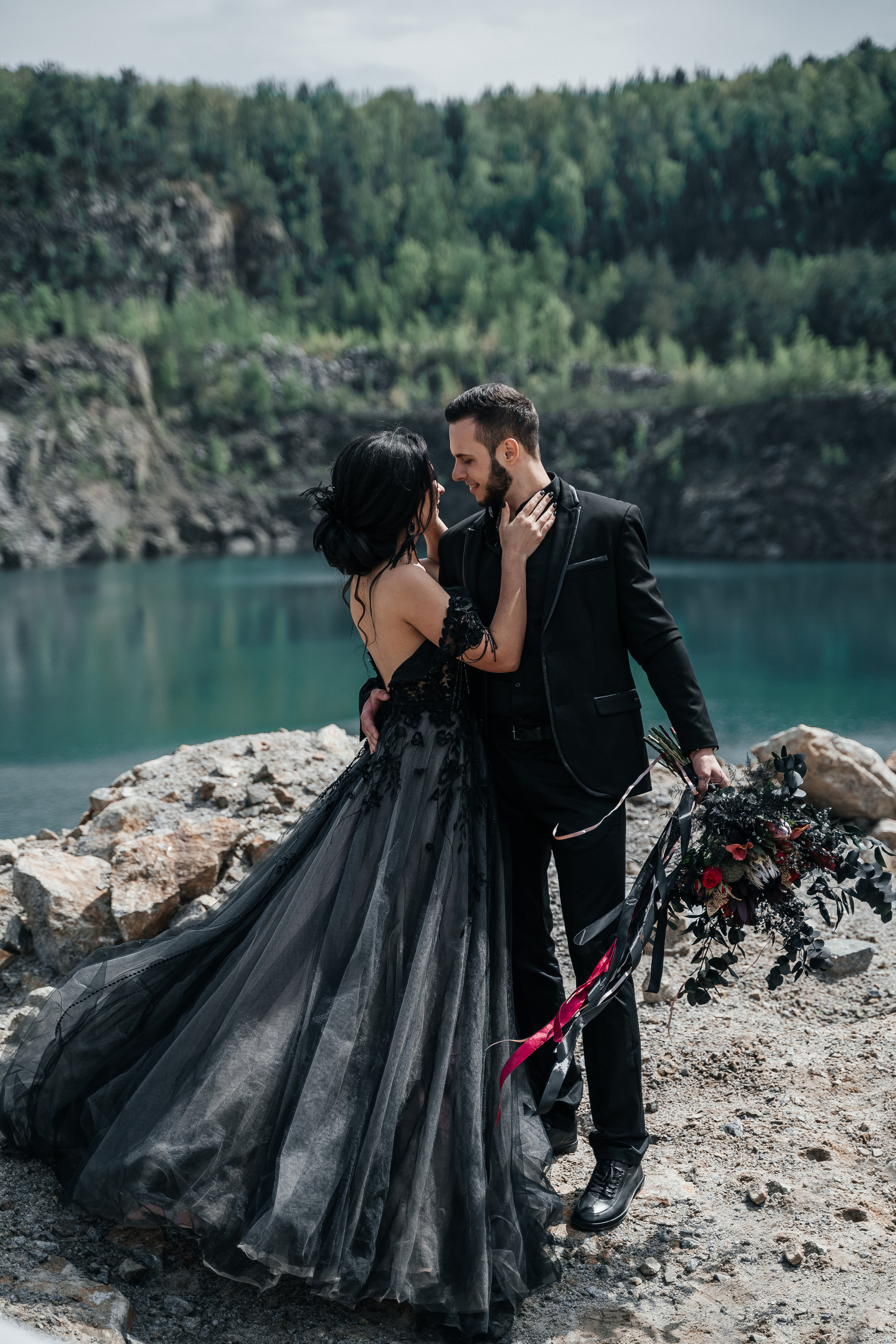 Dark Wedding. Avocado Film — фото та відео зйомка