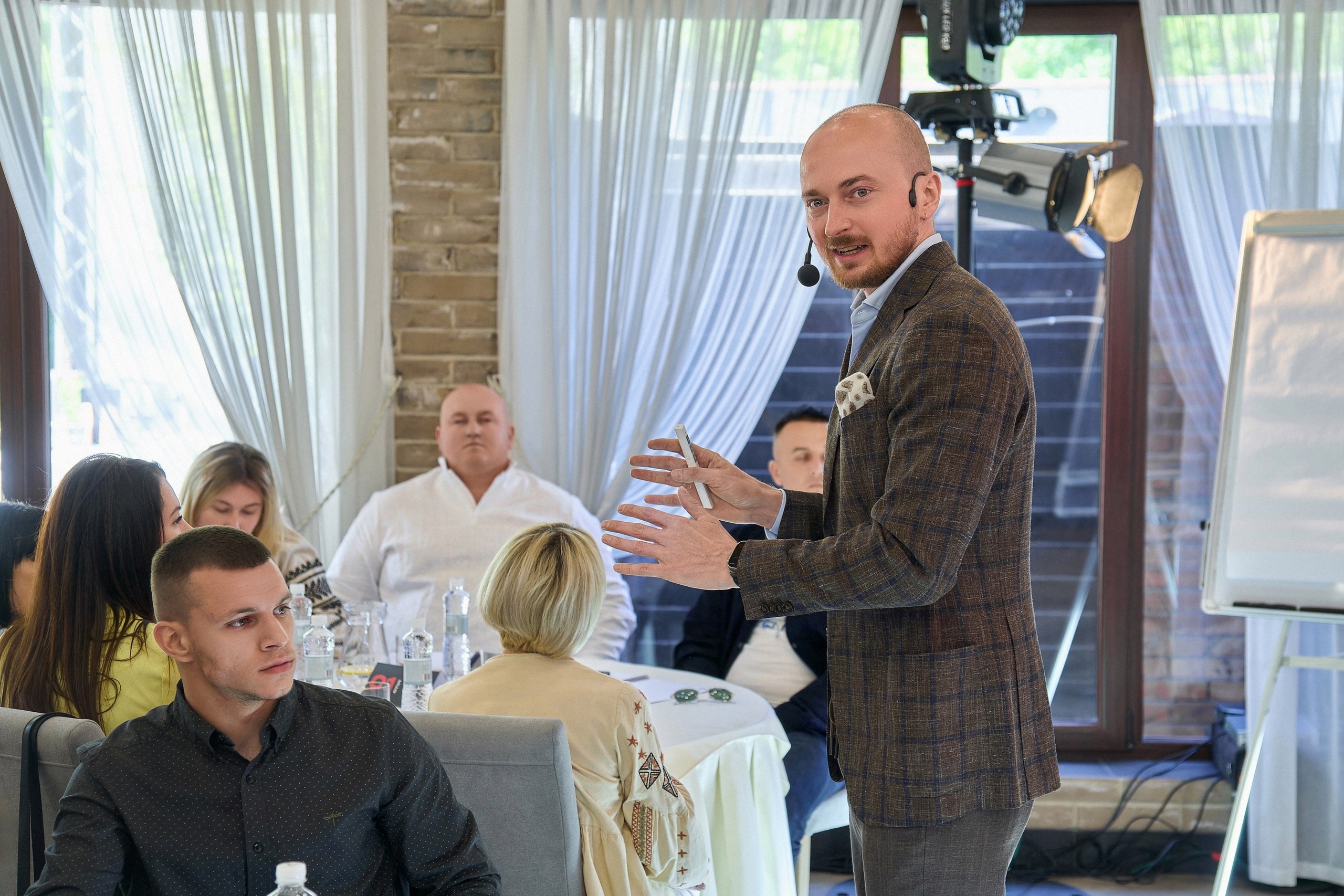 Стратегічна сесія Андрія Пивоварова. Avocado Film — фото та відео зйомка