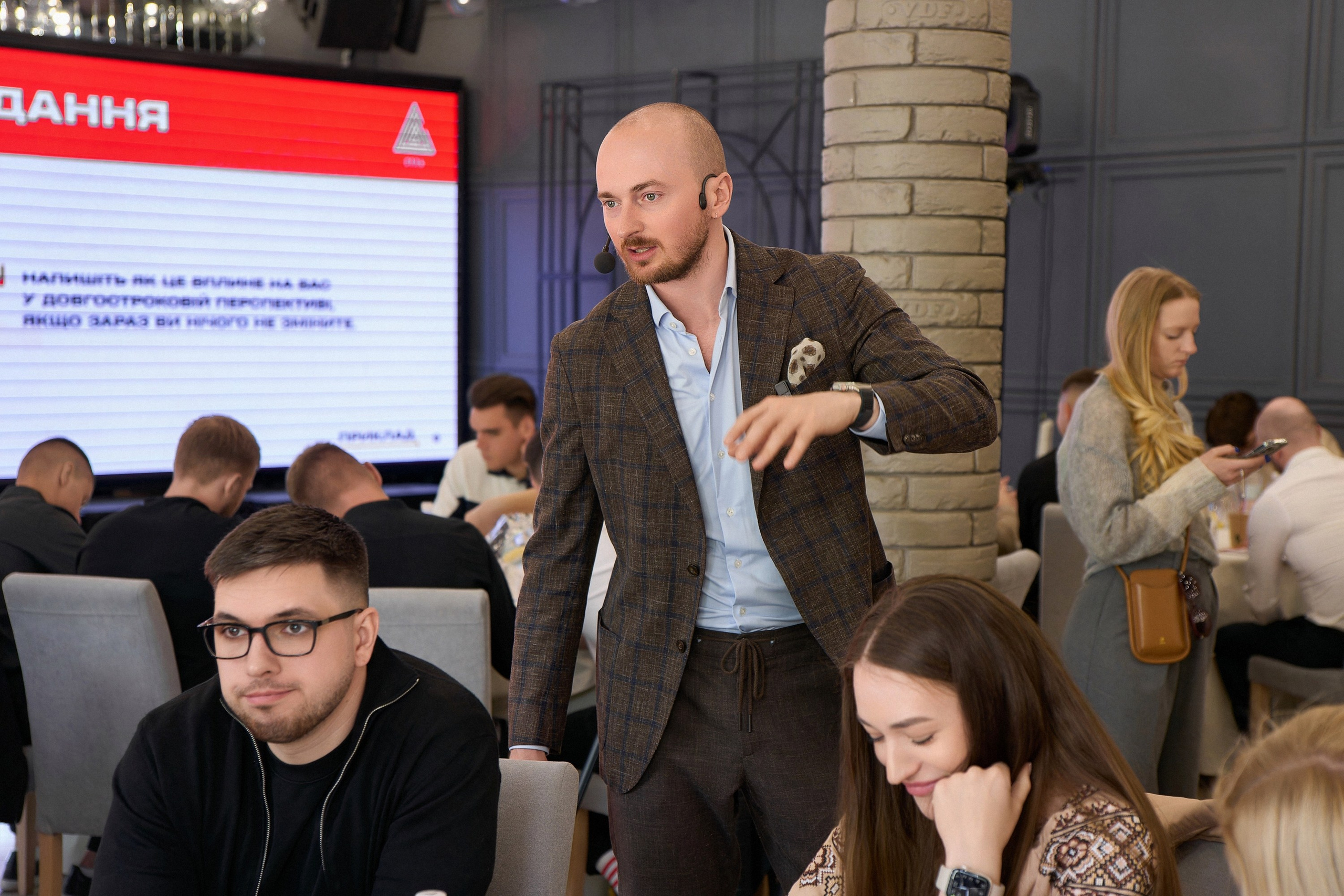 Стратегічна сесія Андрія Пивоварова. Avocado Film — фото та відео зйомка