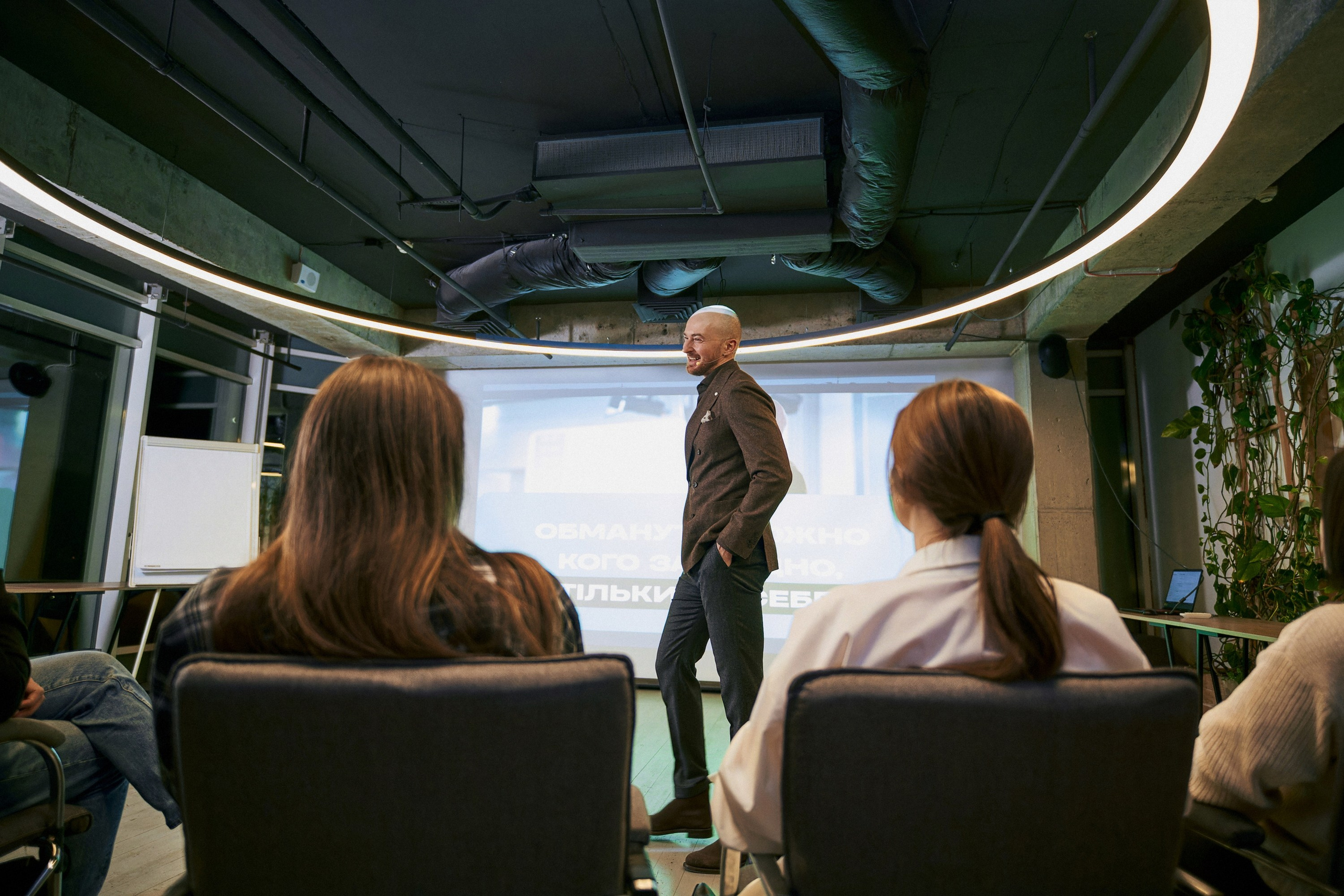 Майстер клас в Cherdak Space. Avocado Film — фото та відео зйомка