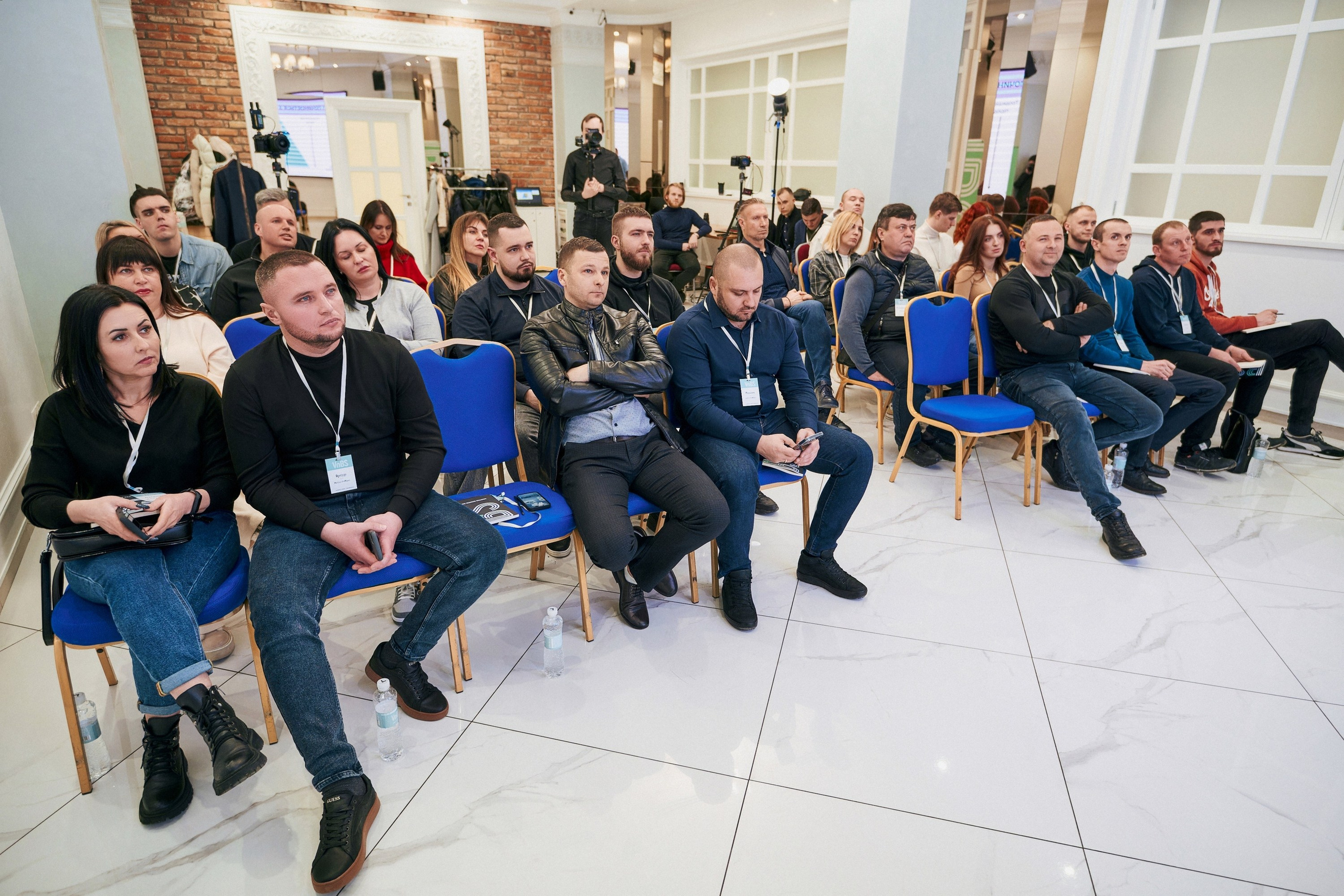 VnBS | Вінницька бізнес-школа. Avocado Film — фото та відео зйомка