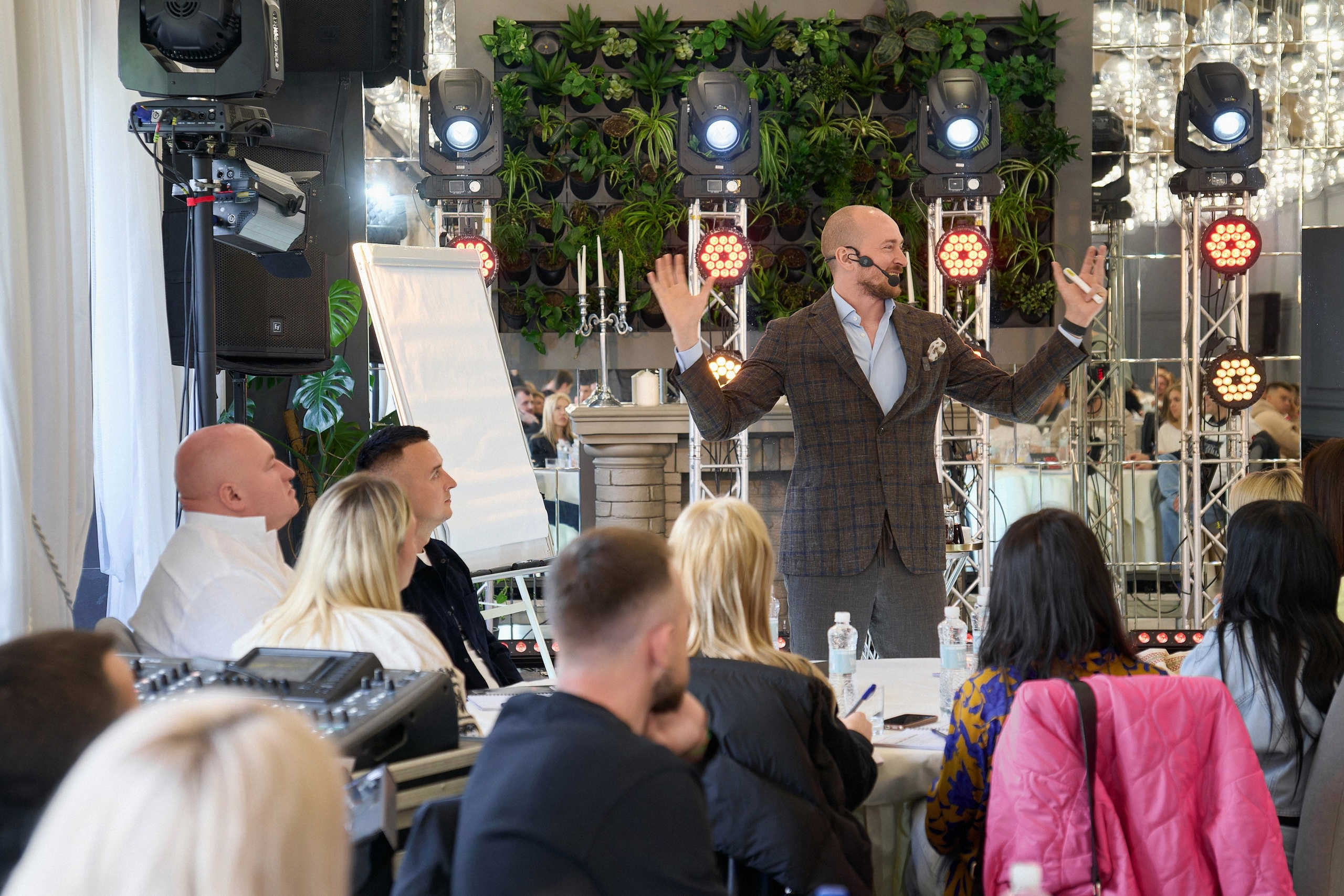 Стратегічна сесія Андрія Пивоварова. Avocado Film — фото та відео зйомка