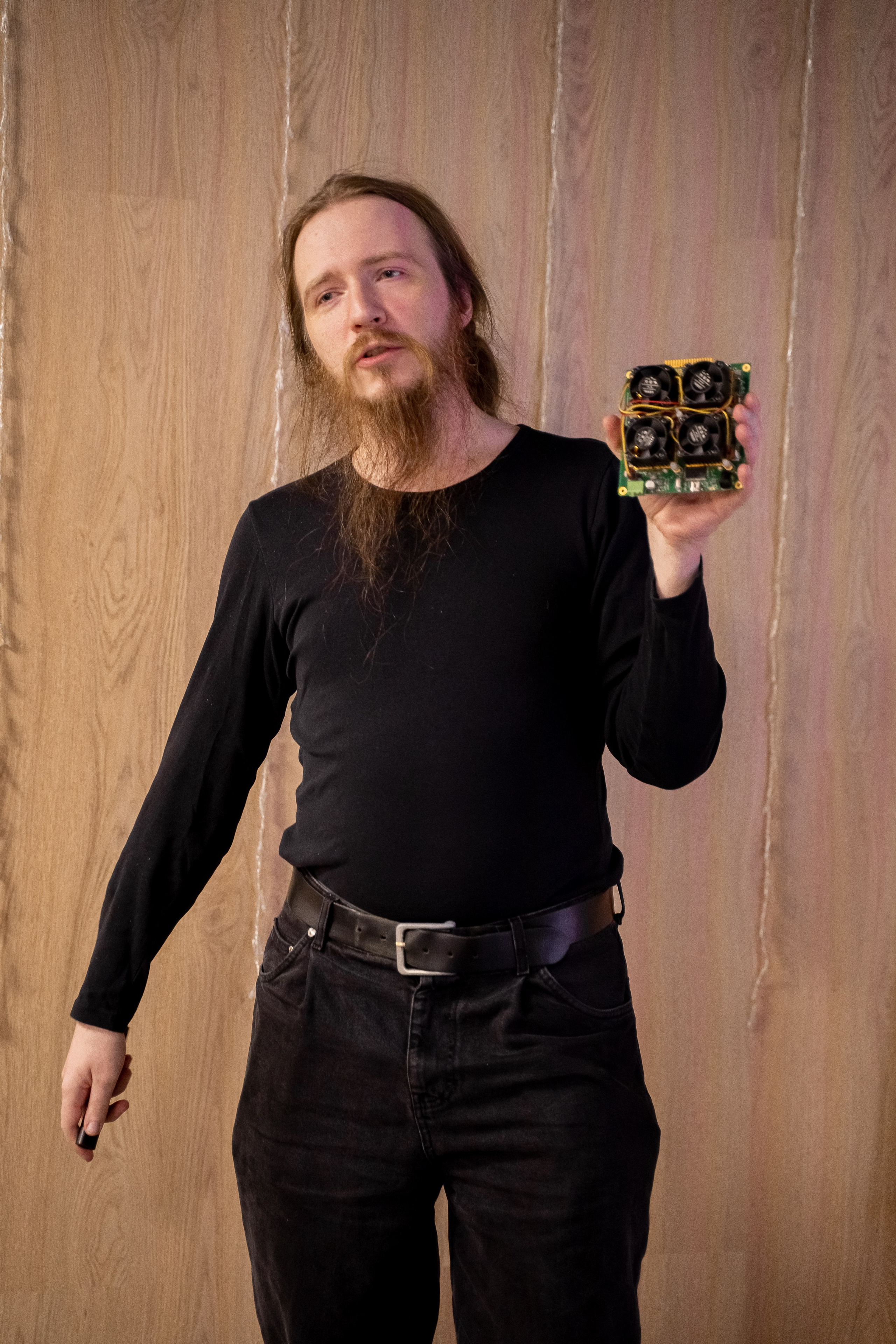 Exon - Miro Spase. Avocado Film — фото та відео зйомка