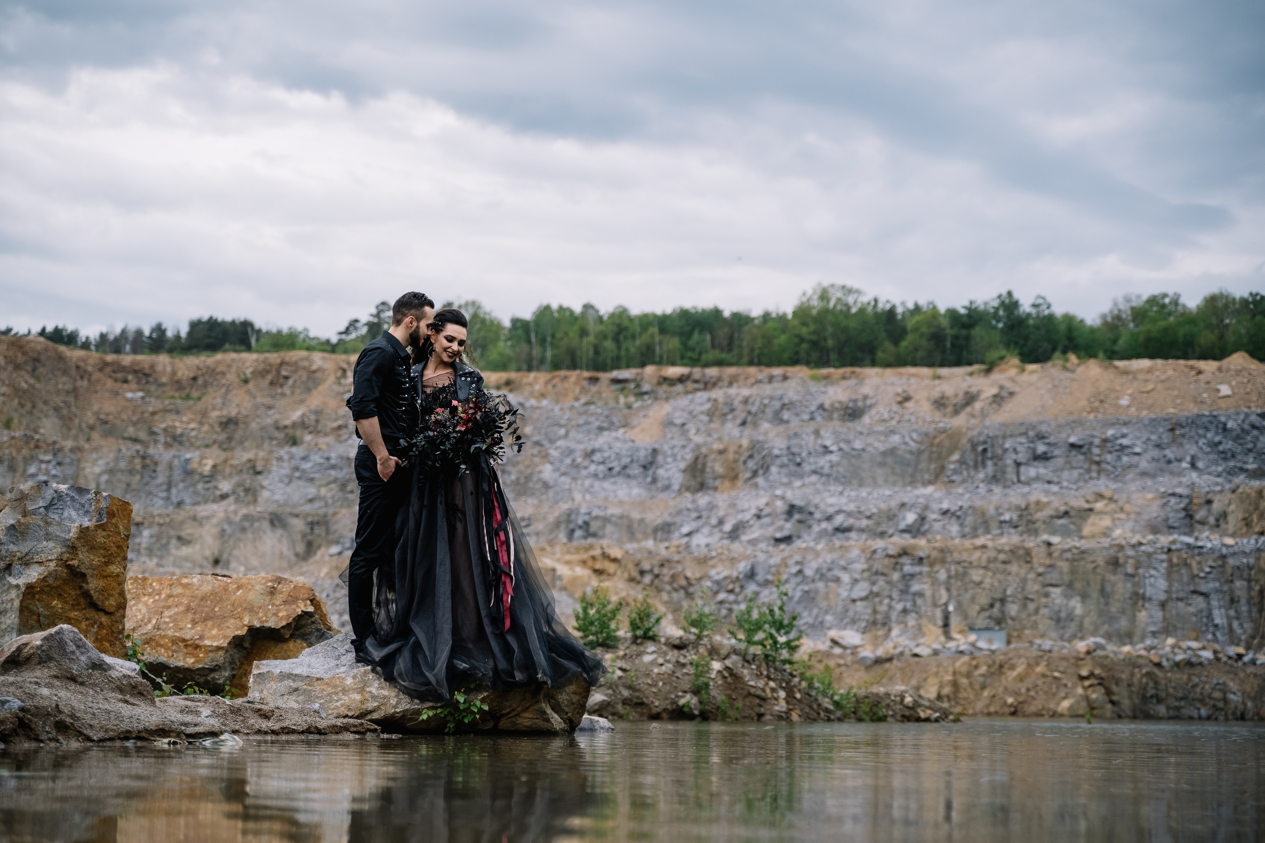 Dark Wedding. Avocado Film — фото та відео зйомка