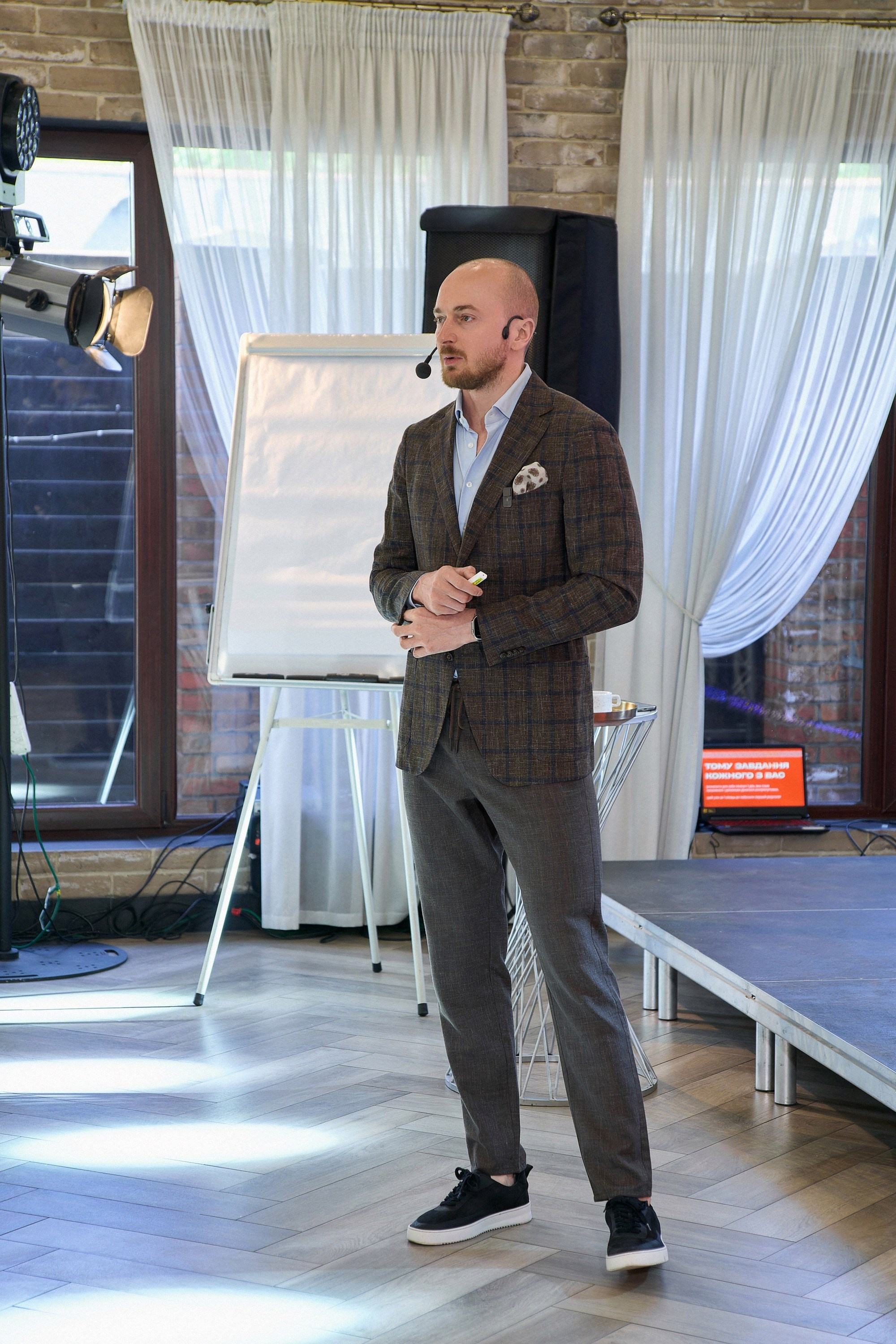 Стратегічна сесія Андрія Пивоварова. Avocado Film — фото та відео зйомка