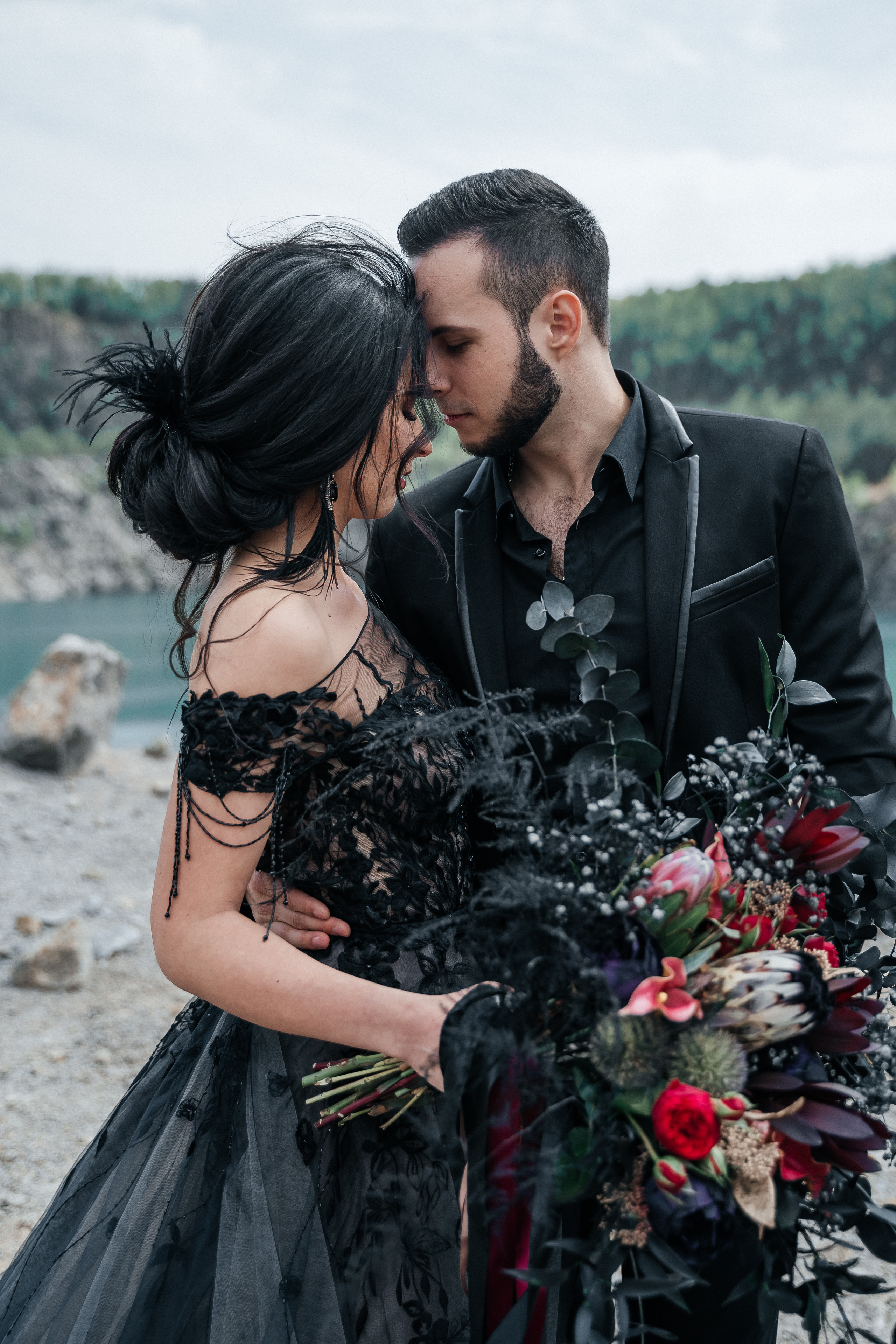 Dark Wedding. Avocado Film — фото та відео зйомка