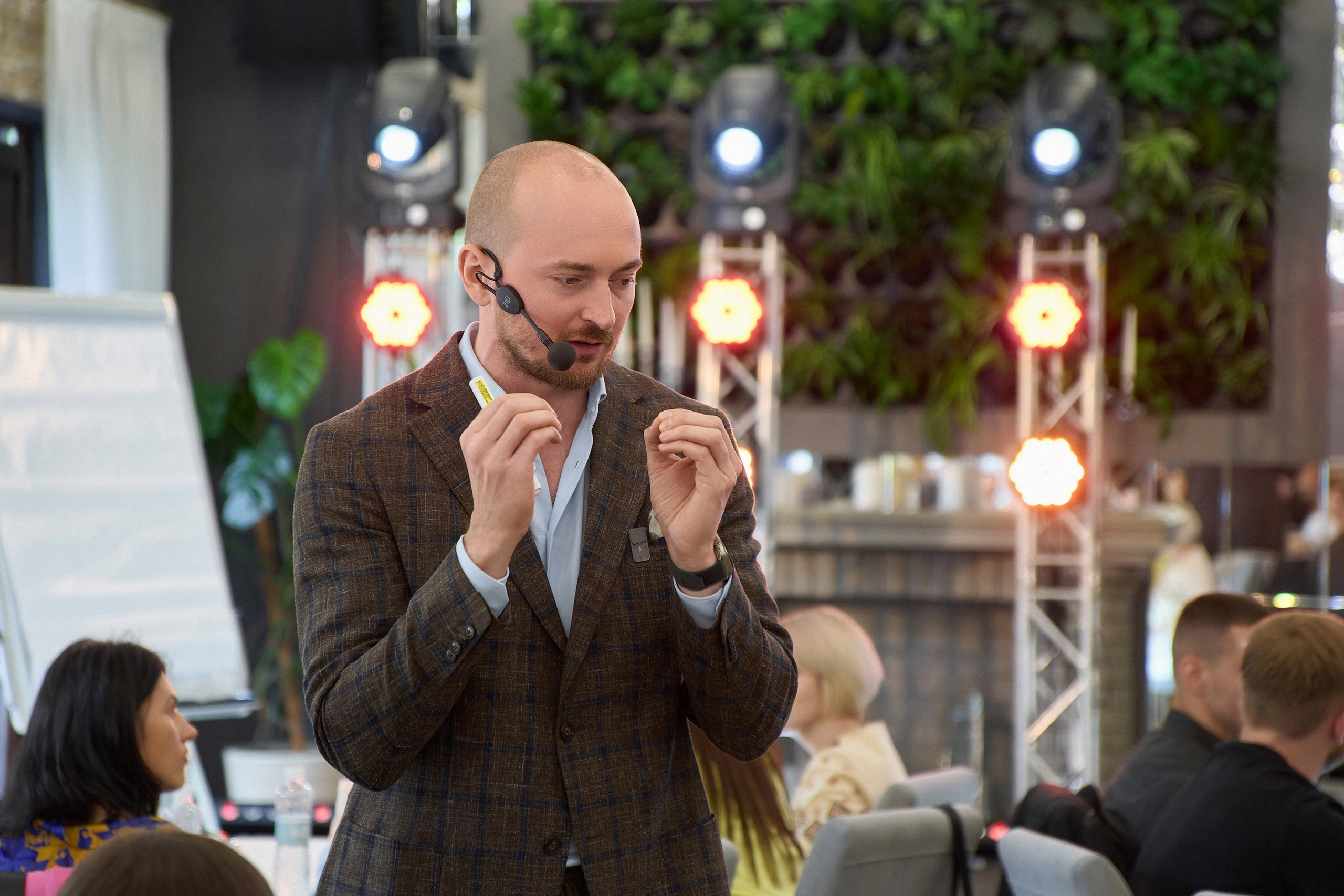 Стратегічна сесія Андрія Пивоварова. Avocado Film — фото та відео зйомка