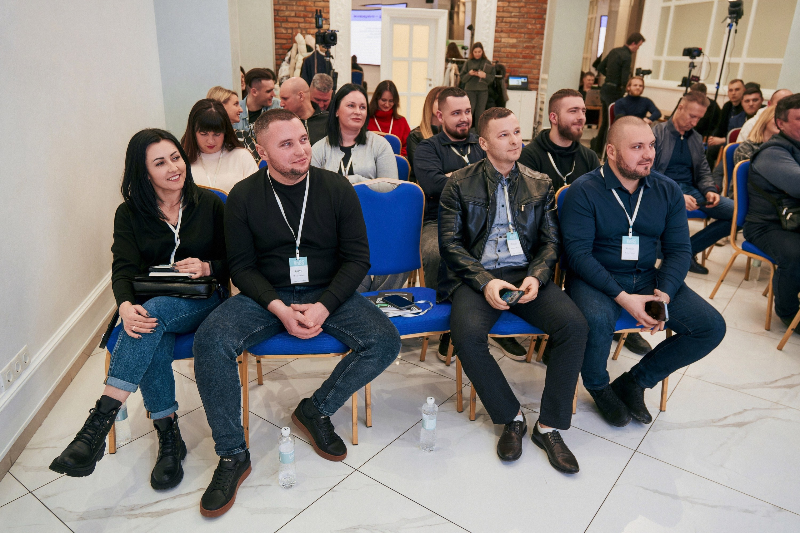 VnBS | Вінницька бізнес-школа. Avocado Film — фото та відео зйомка