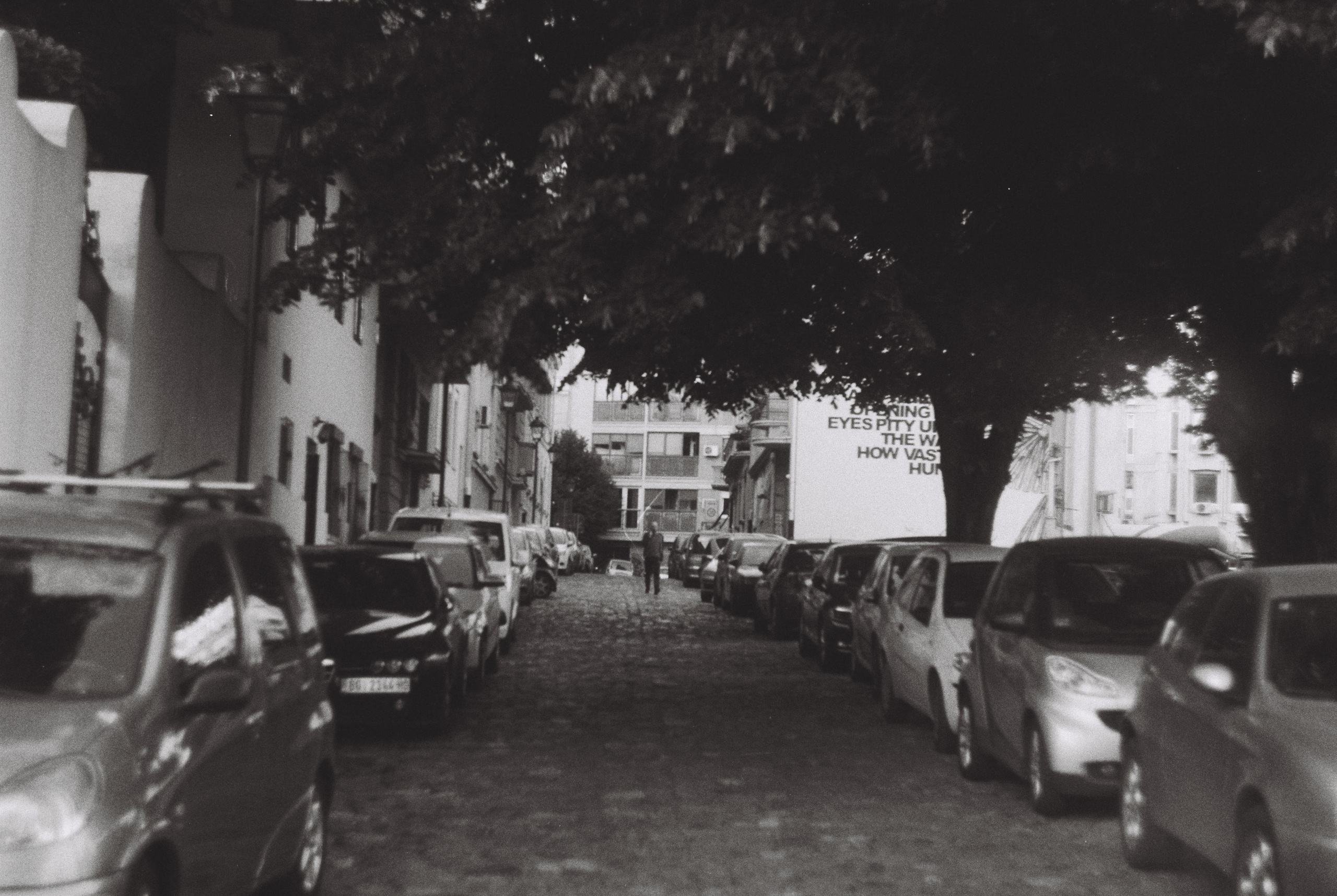 35 mm. Magnum Roman Photographer