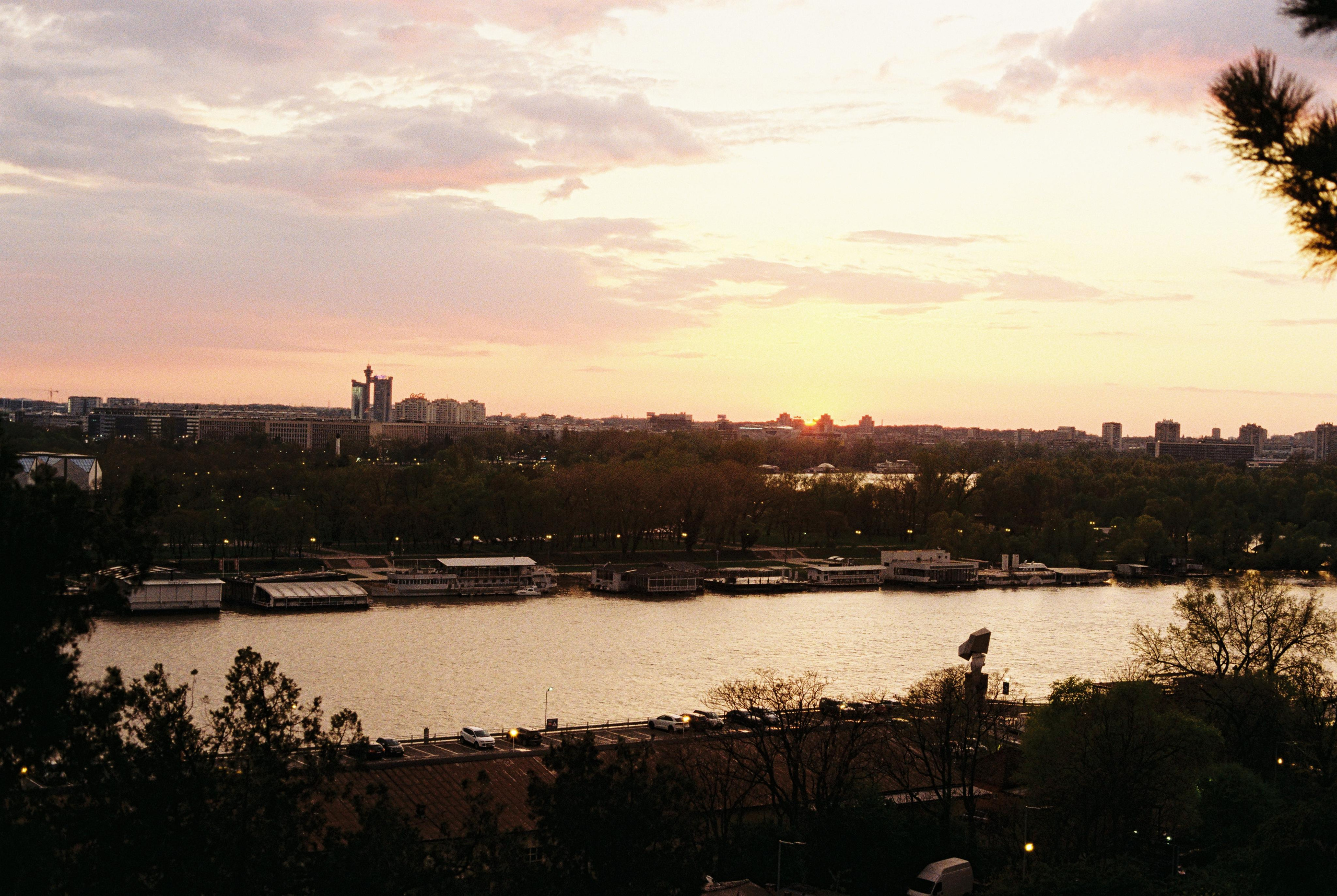 35 mm. Magnum Roman Photographer