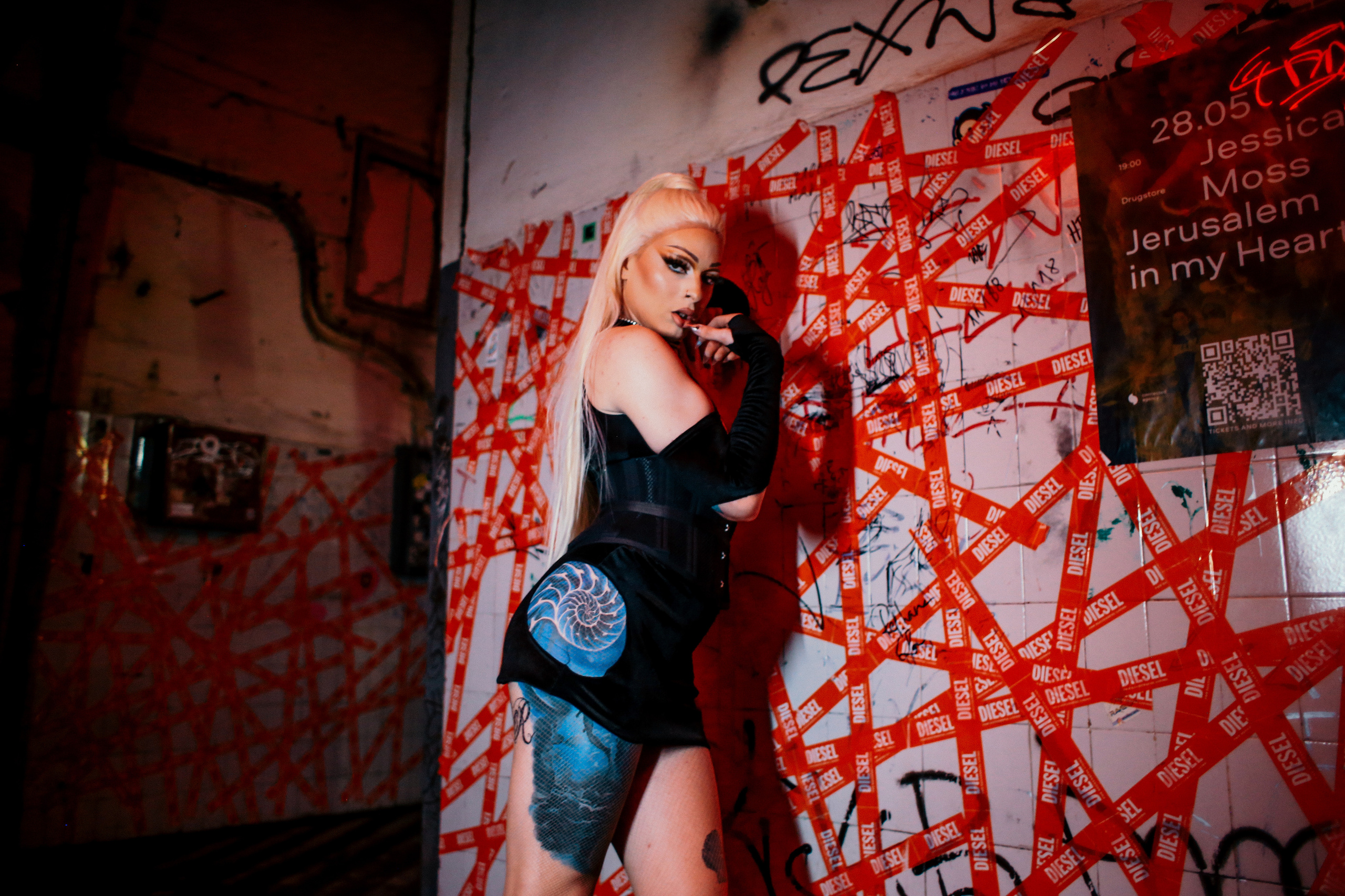 Parties. Magnum Roman Photographer