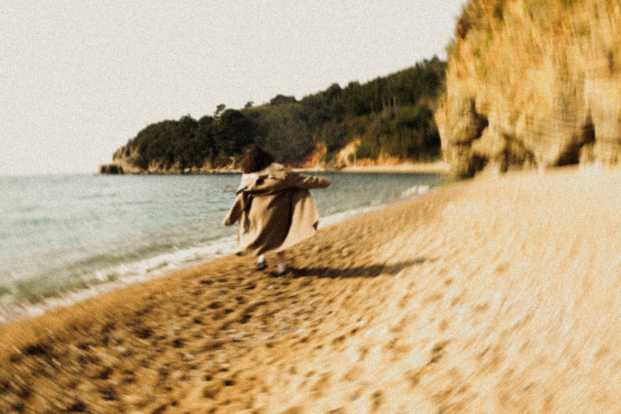 Individual. Magnum Roman Photographer