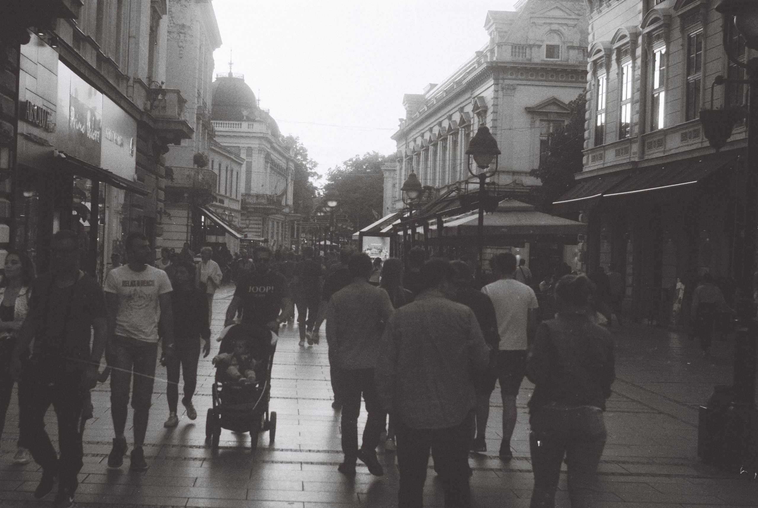 35 mm. Magnum Roman Photographer