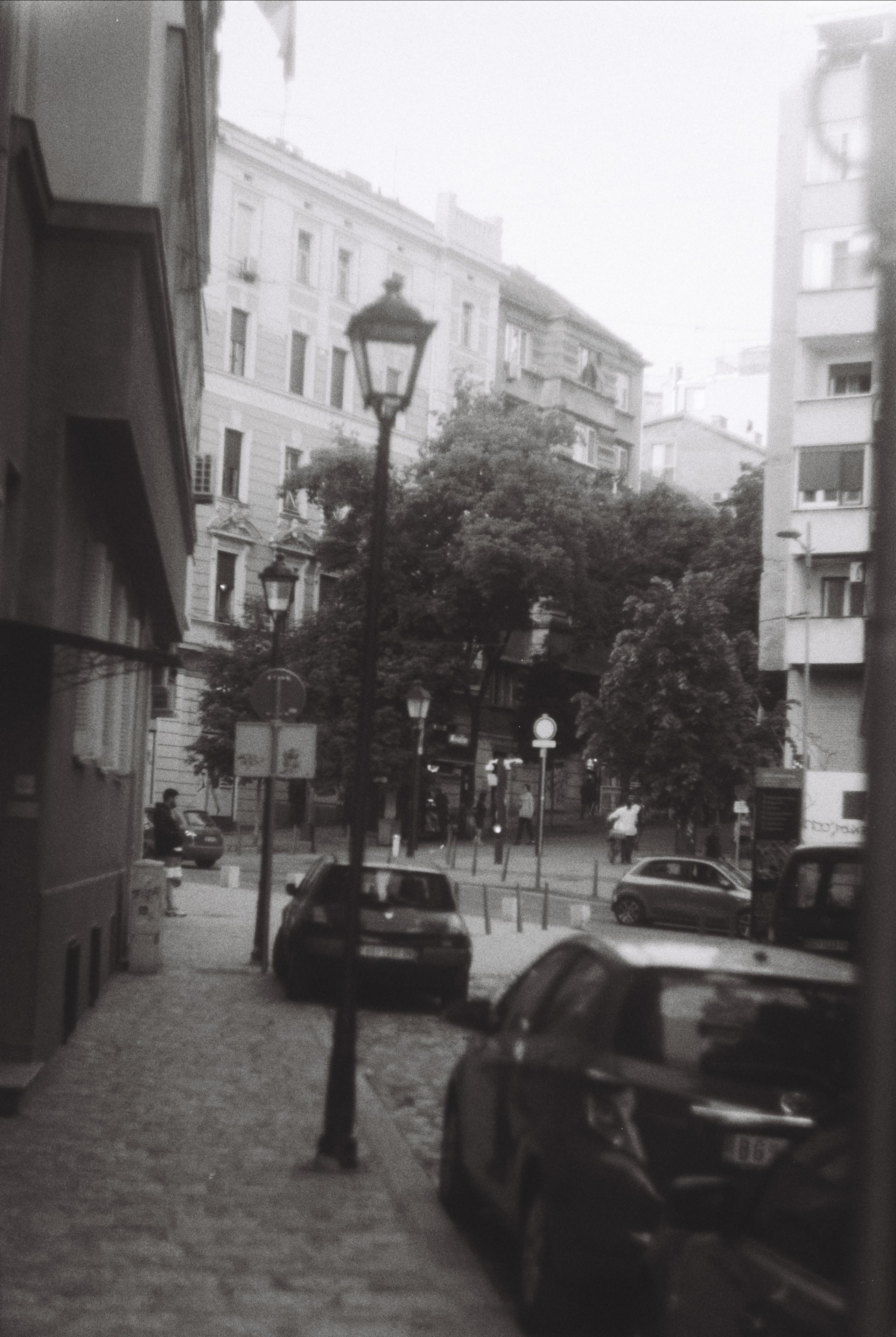 35 mm. Magnum Roman Photographer