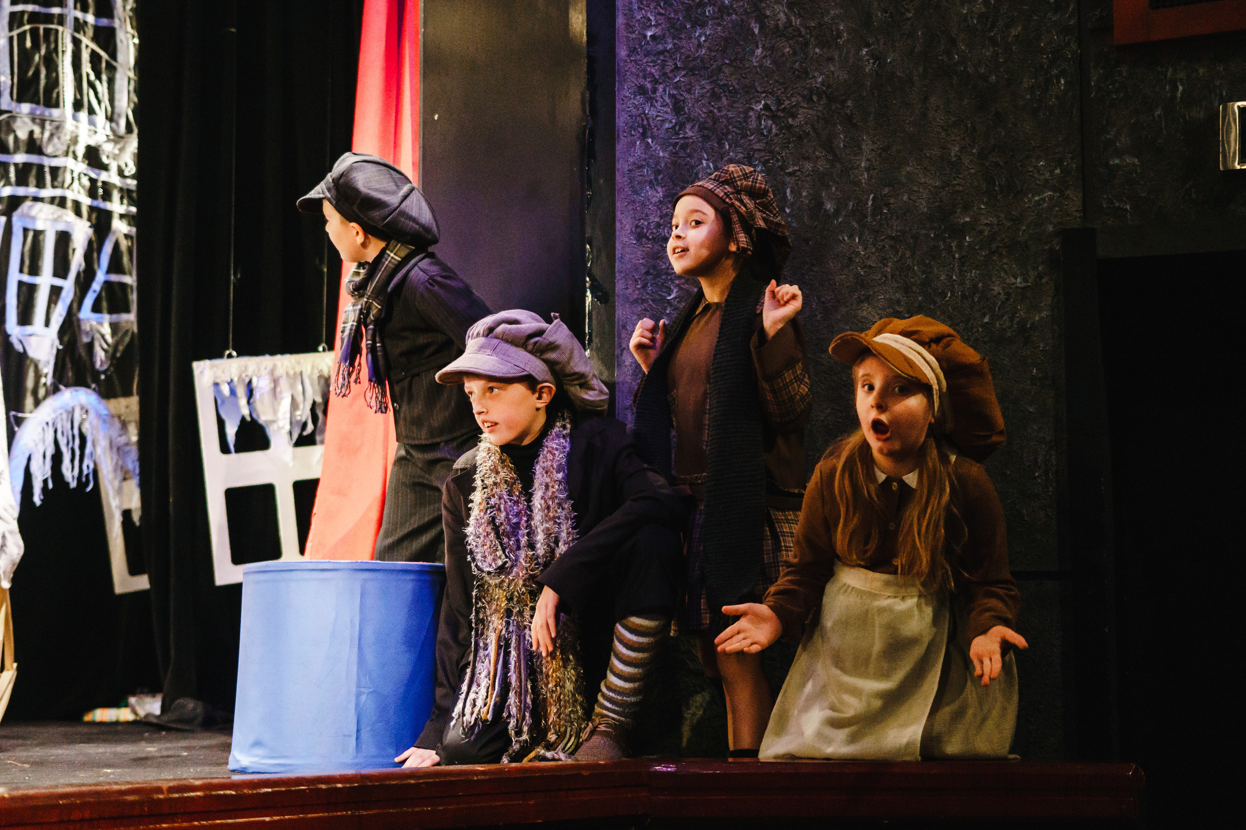 Театр «Сорванцы». Голубая стрела. Фото • Видео • Аэросъемка • Контент для бизнеса