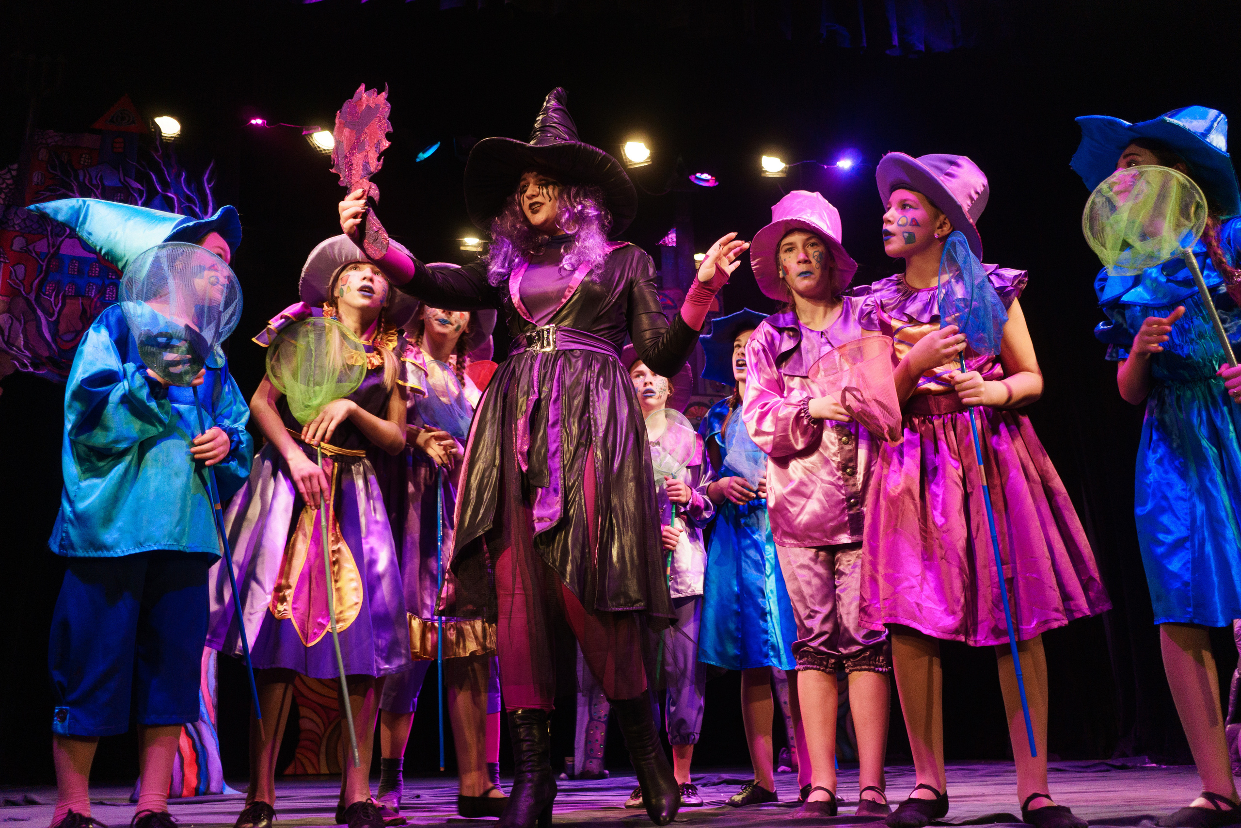 Театр «Сорванцы». Волшебник Изумрудного города. Фото • Видео • Аэросъемка • Контент для бизнеса