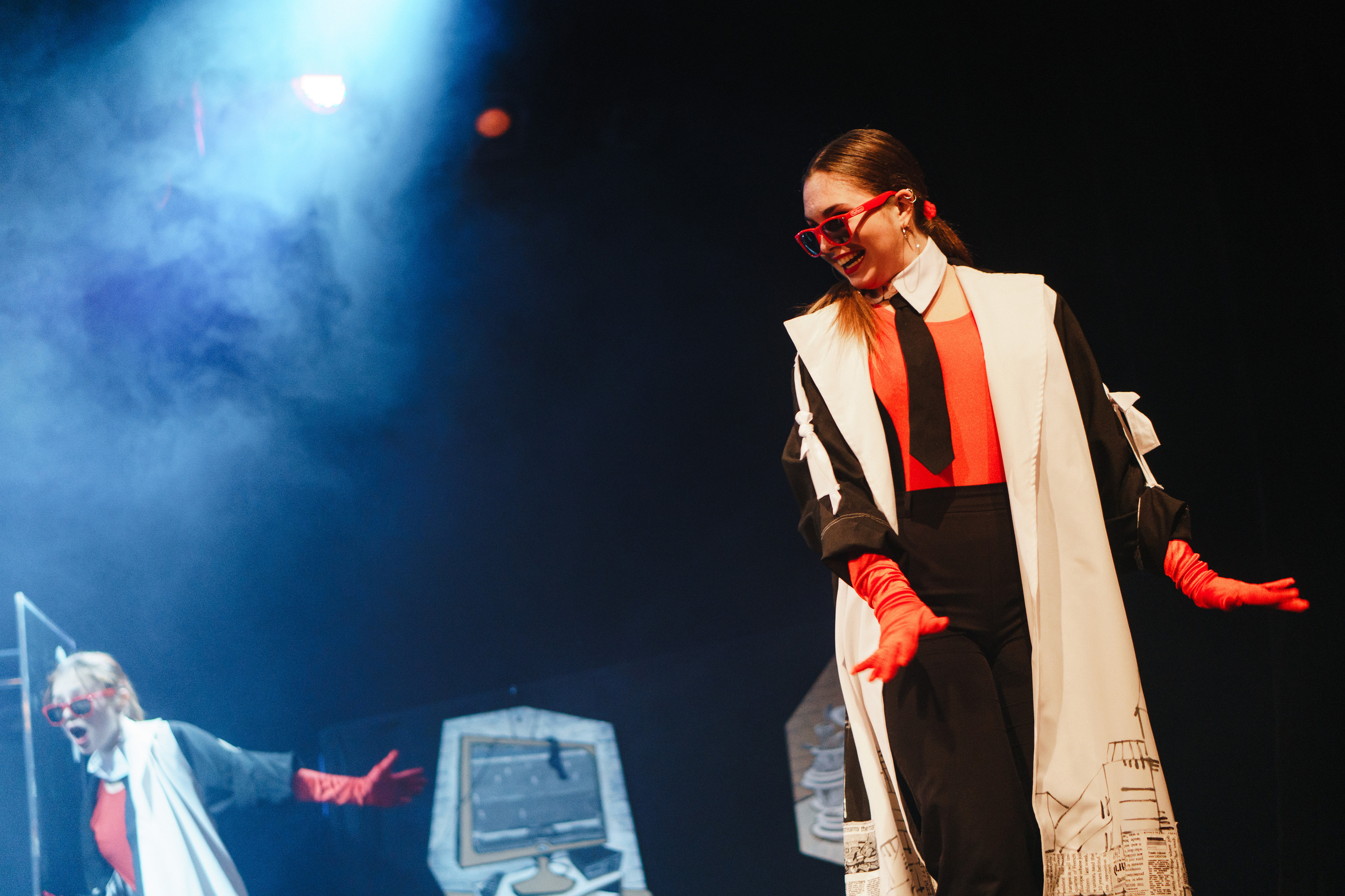 Театр «Сорванцы». Три плюс Кот. Фото • Видео • Аэросъемка • Контент для бизнеса