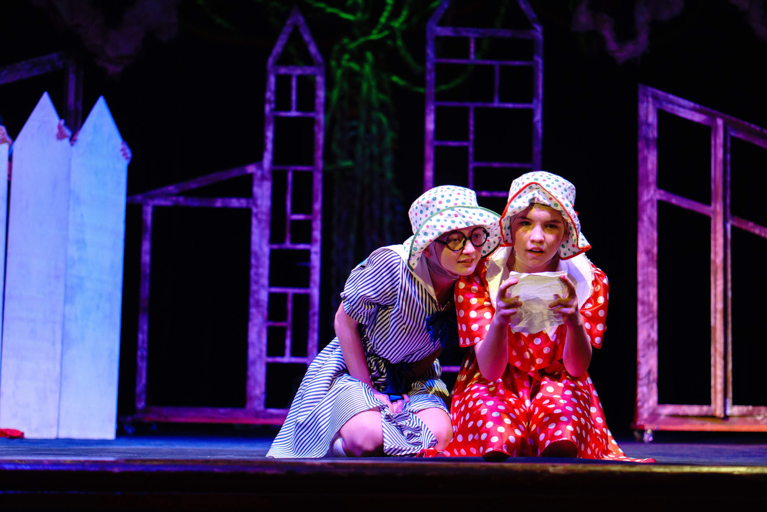 Театр «Сорванцы». Манюня. Фото • Відео • Аерозйомка • Контент для бізнесу