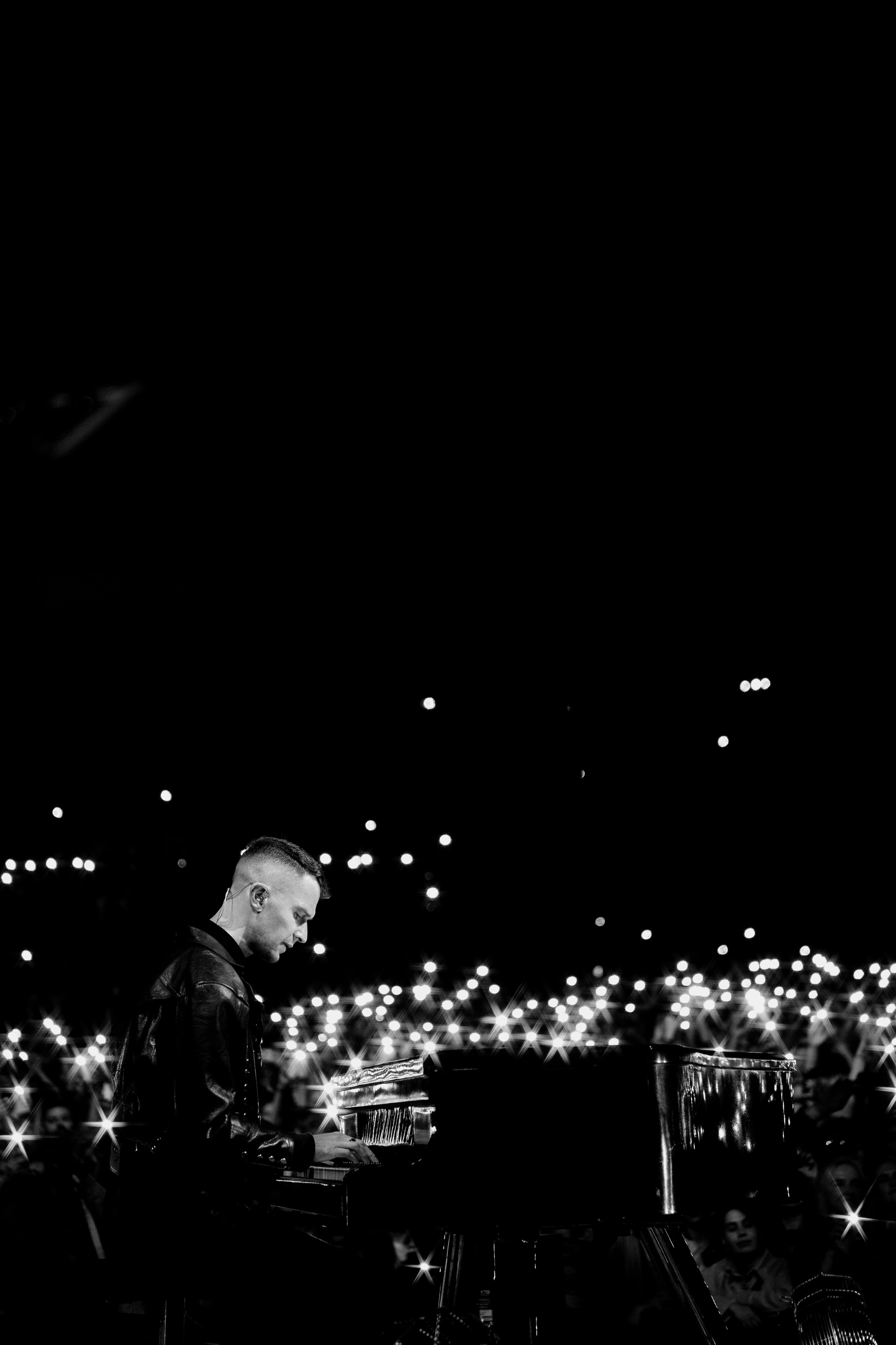 HURTS — Sigulda Medieval Castle. Фото • Відео • Аерозйомка • Контент для бізнесу