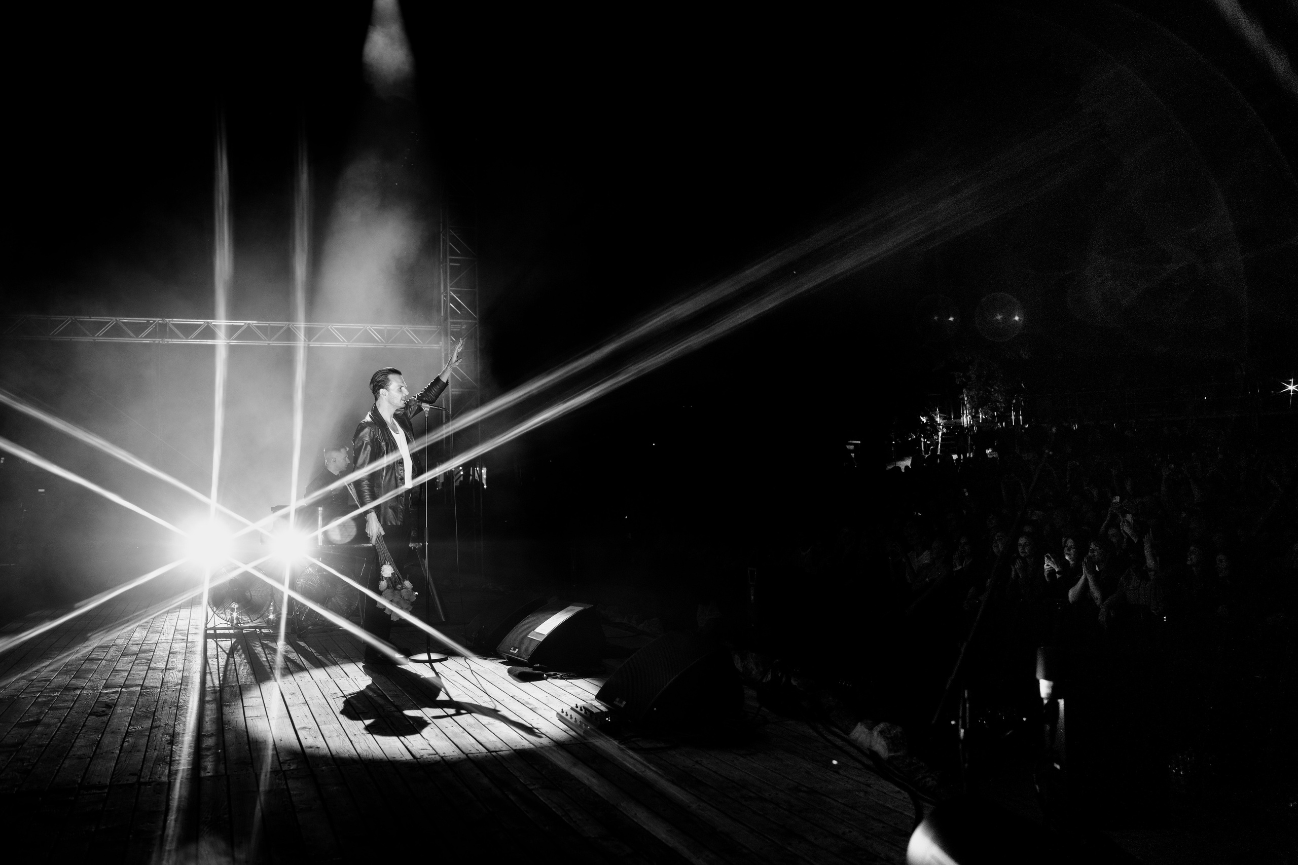 HURTS — Sigulda Medieval Castle. Фото • Відео • Аерозйомка • Контент для бізнесу