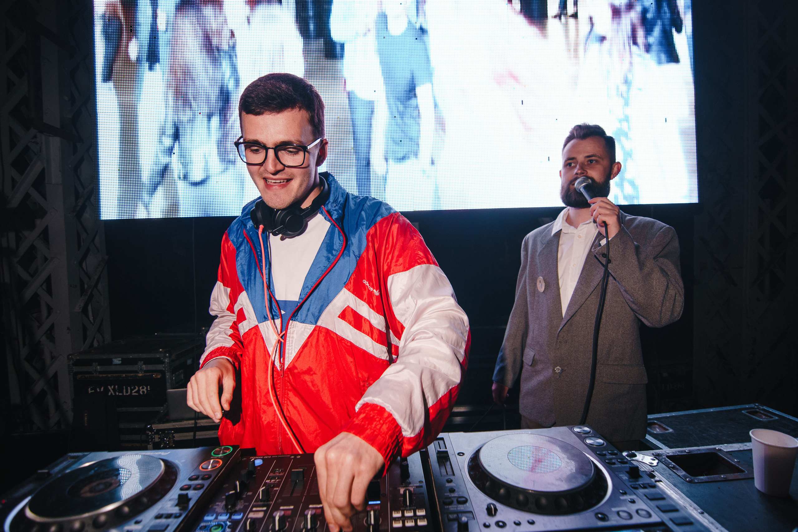 Фестиваль Поколение 90-х. День 2. Foto • Video • Produktion • Luftbildaufnahmen • Erstellung von Medien