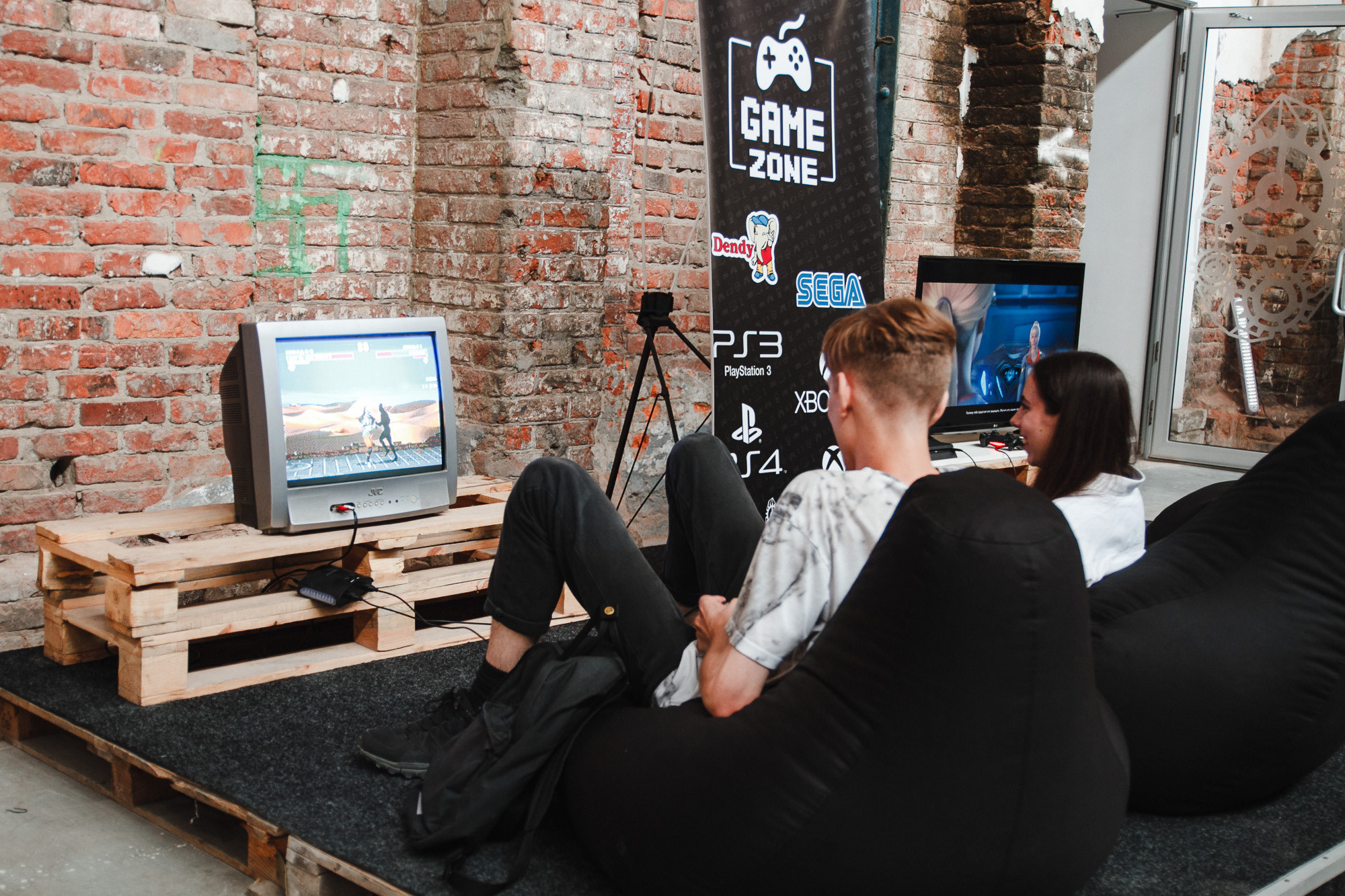 Движ Париж. Арт-завод «Механика». Фото • Видео • Аэросъемка • Контент для бизнеса