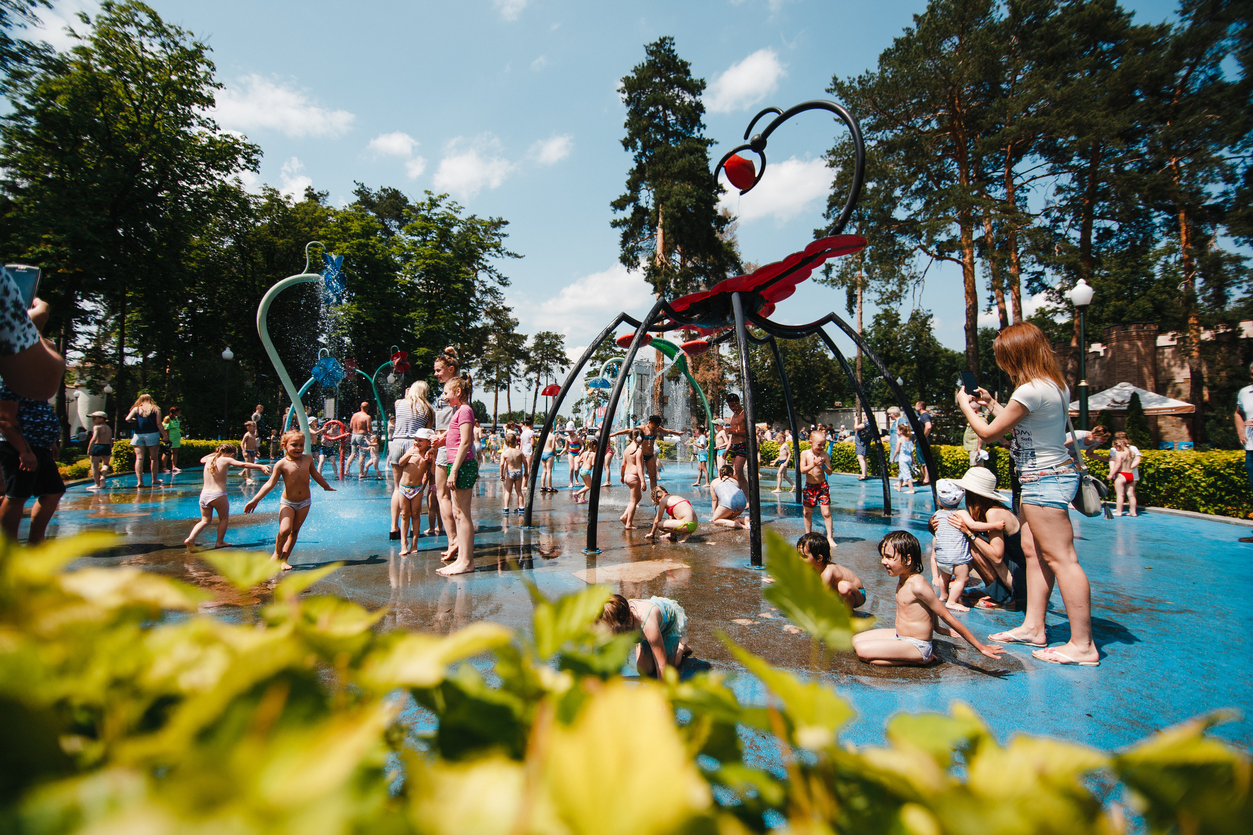 День защиты детей в Центральном парке. Foto • Video • Produktion • Luftbildaufnahmen • Erstellung von Medien