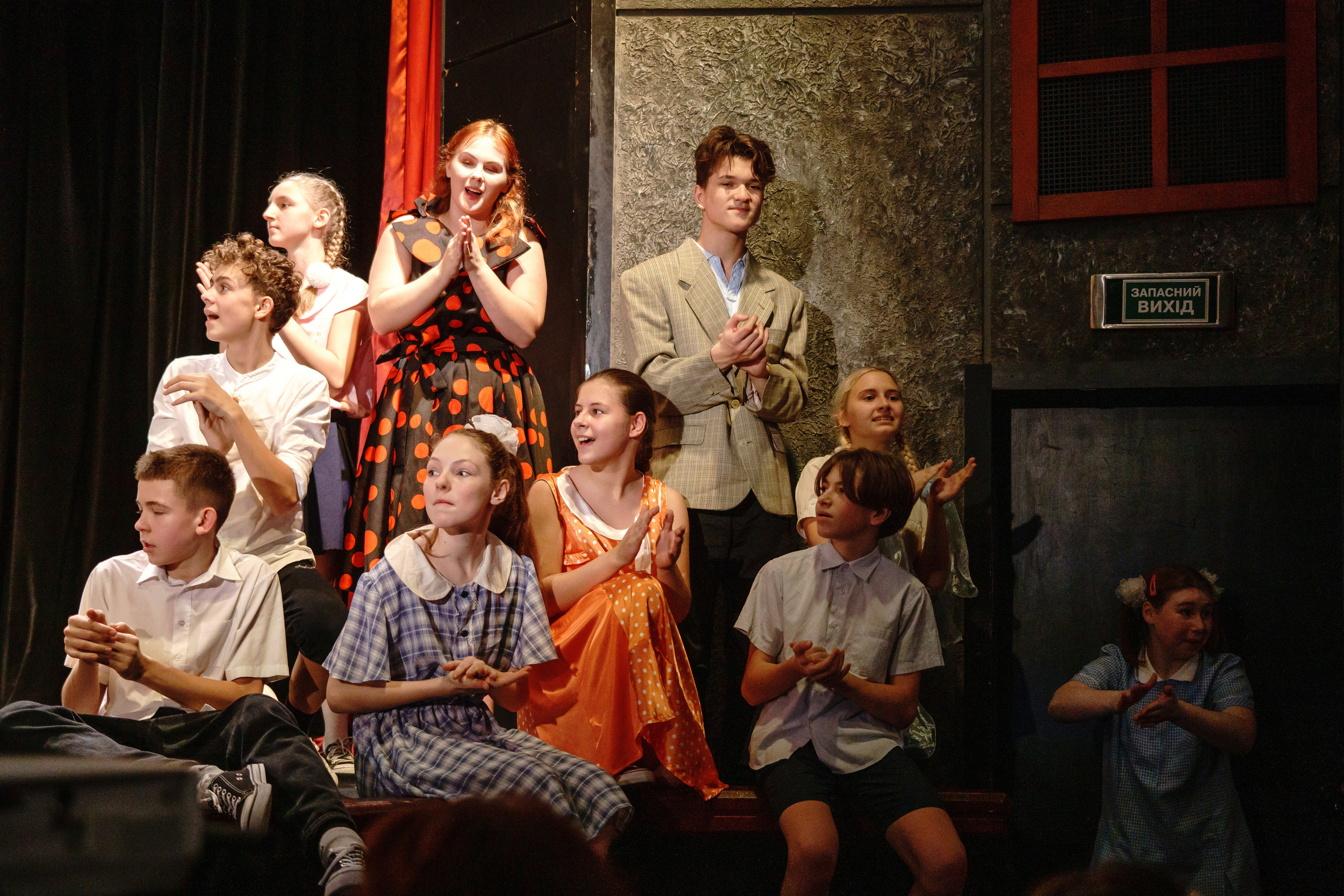 Театр «Сорванцы». Манюня. Фото • Відео • Аерозйомка • Контент для бізнесу