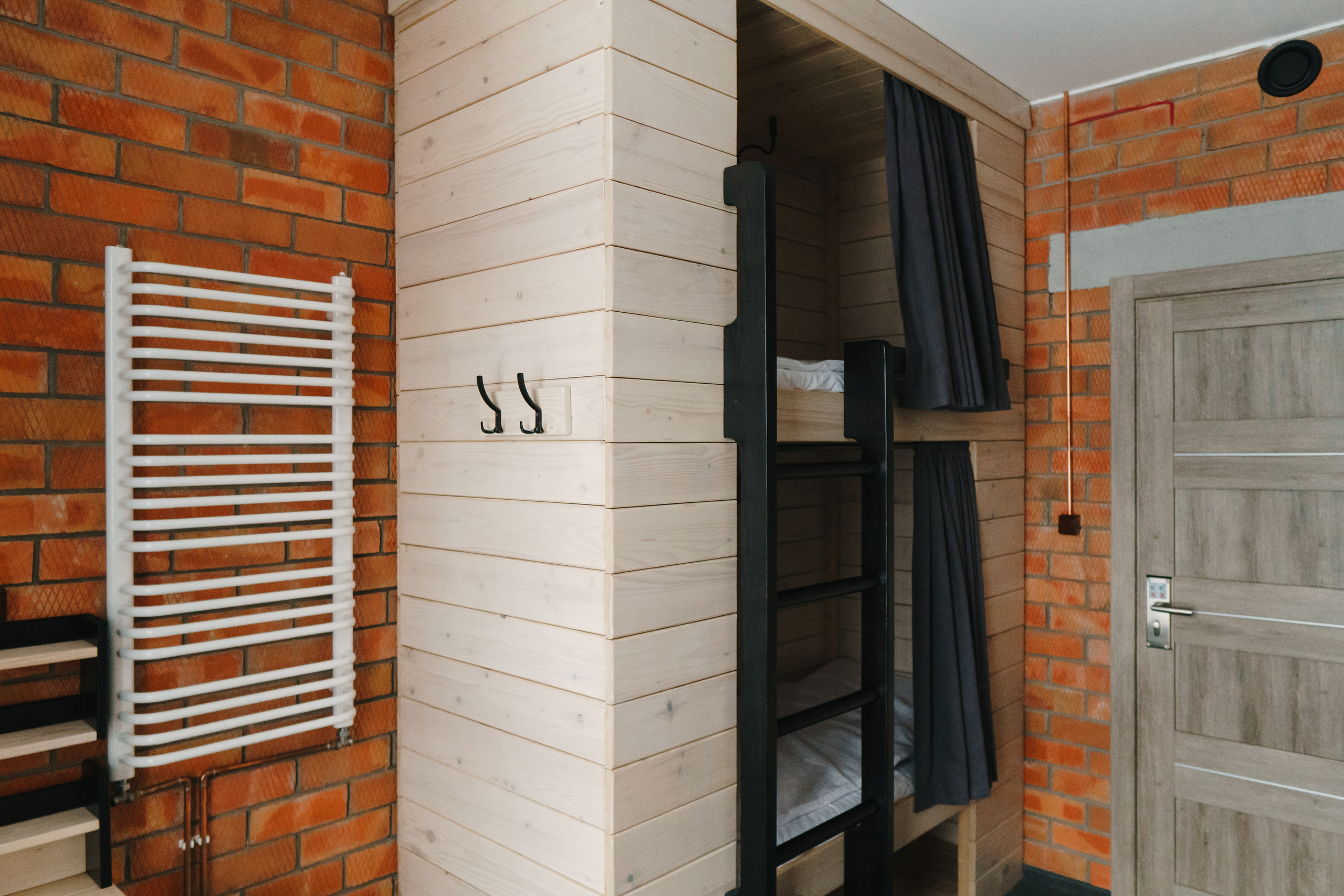 Chevalier Panorama ⏯. Фото • Відео • Аерозйомка • Контент для бізнесу