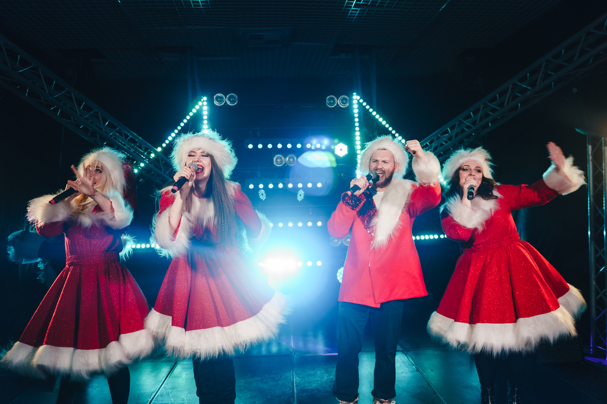 Cover-band «Якось Так». Фото • Відео • Аерозйомка • Контент для бізнесу