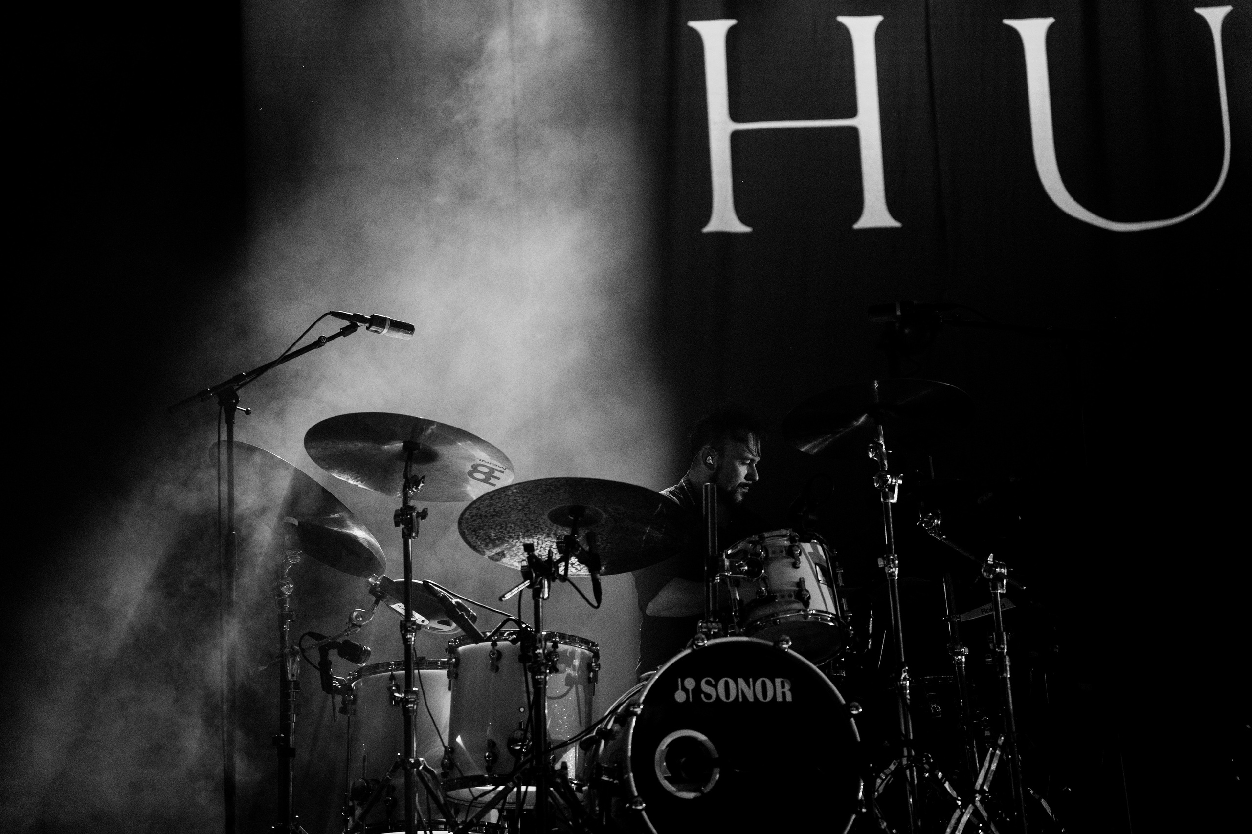 HURTS — Sigulda Medieval Castle. Фото • Відео • Аерозйомка • Контент для бізнесу