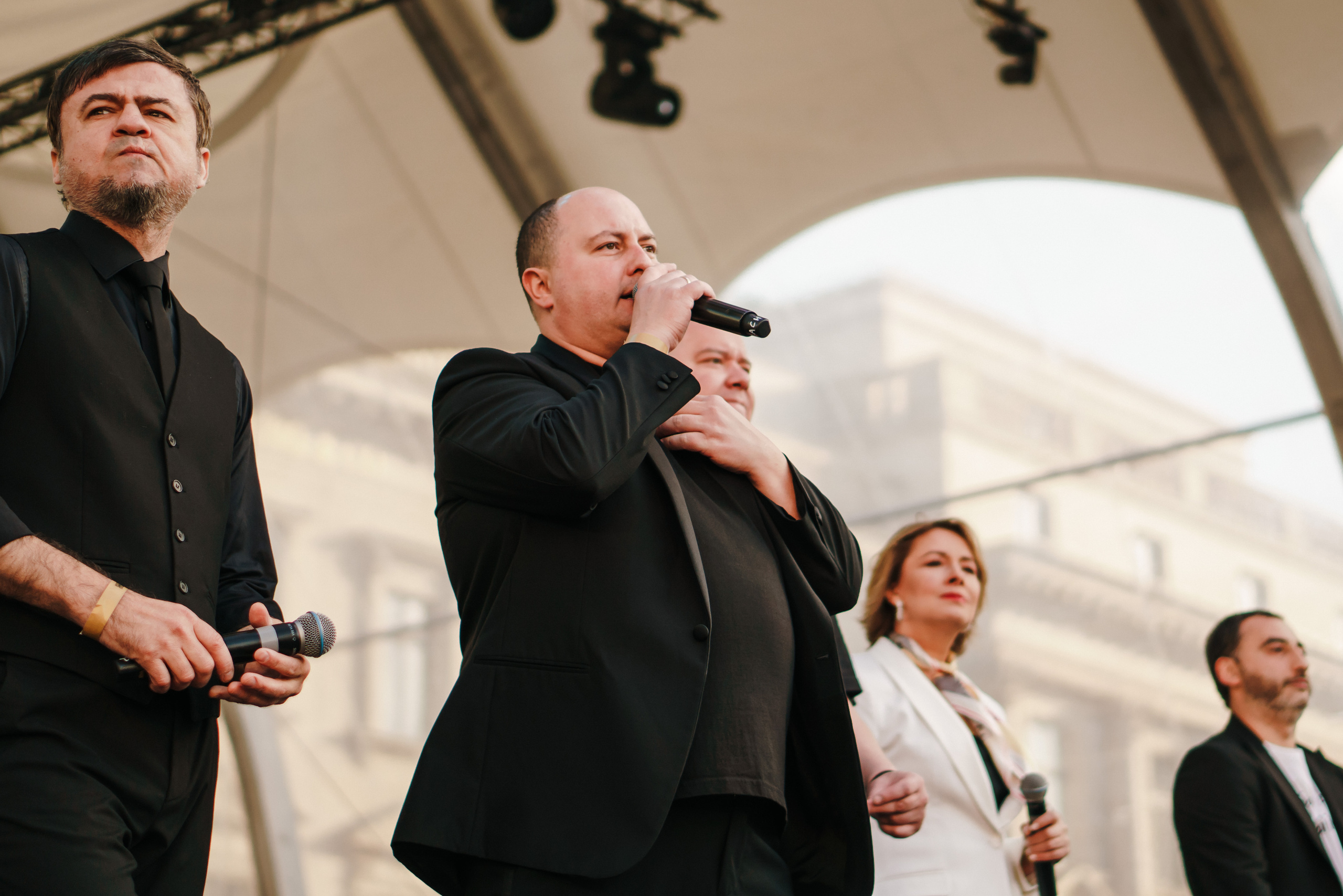 Life Will Win. Berlin. Photo • Video • Production • Aerial • Media Creation