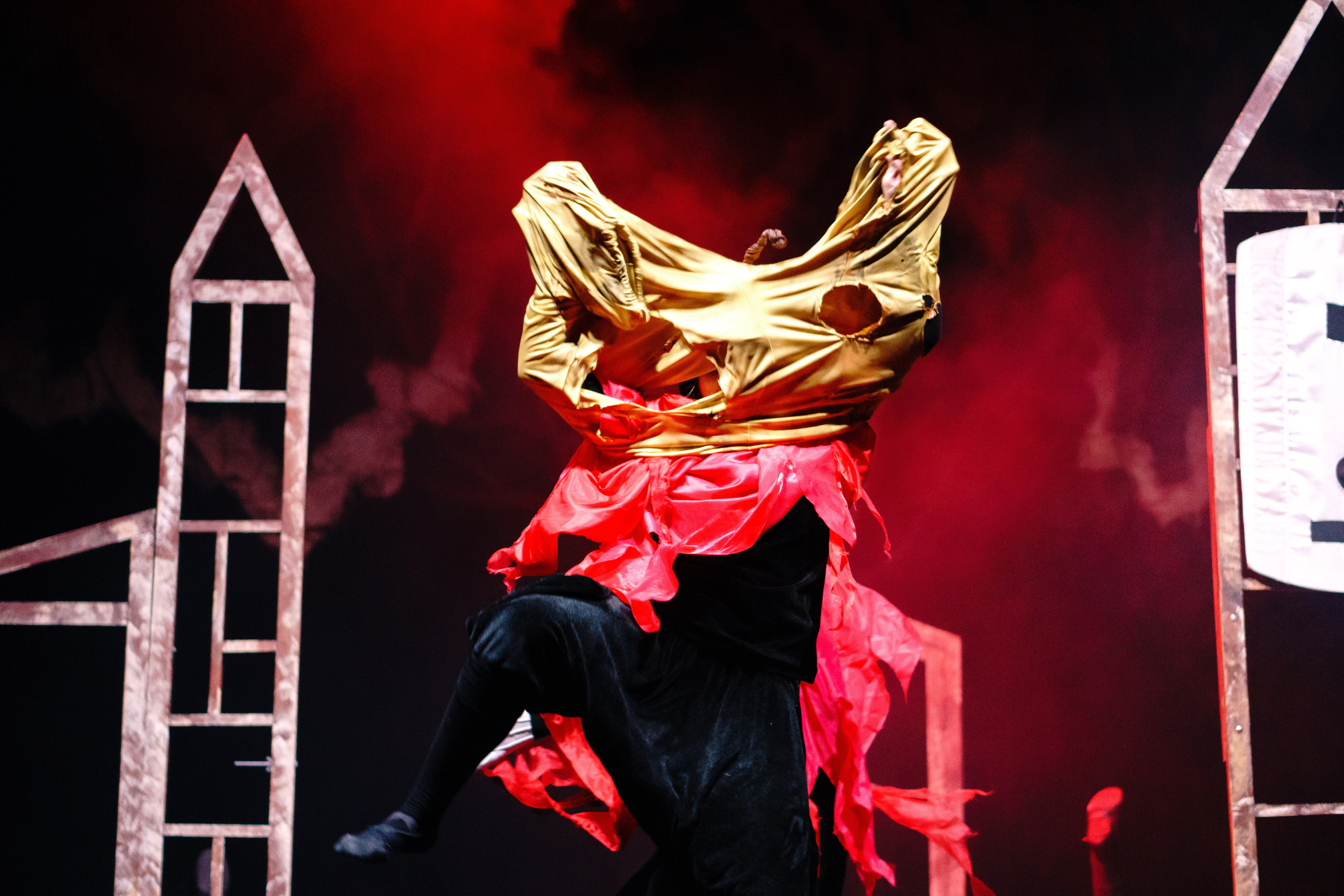 Театр «Сорванцы». Манюня. Фото • Відео • Аерозйомка • Контент для бізнесу