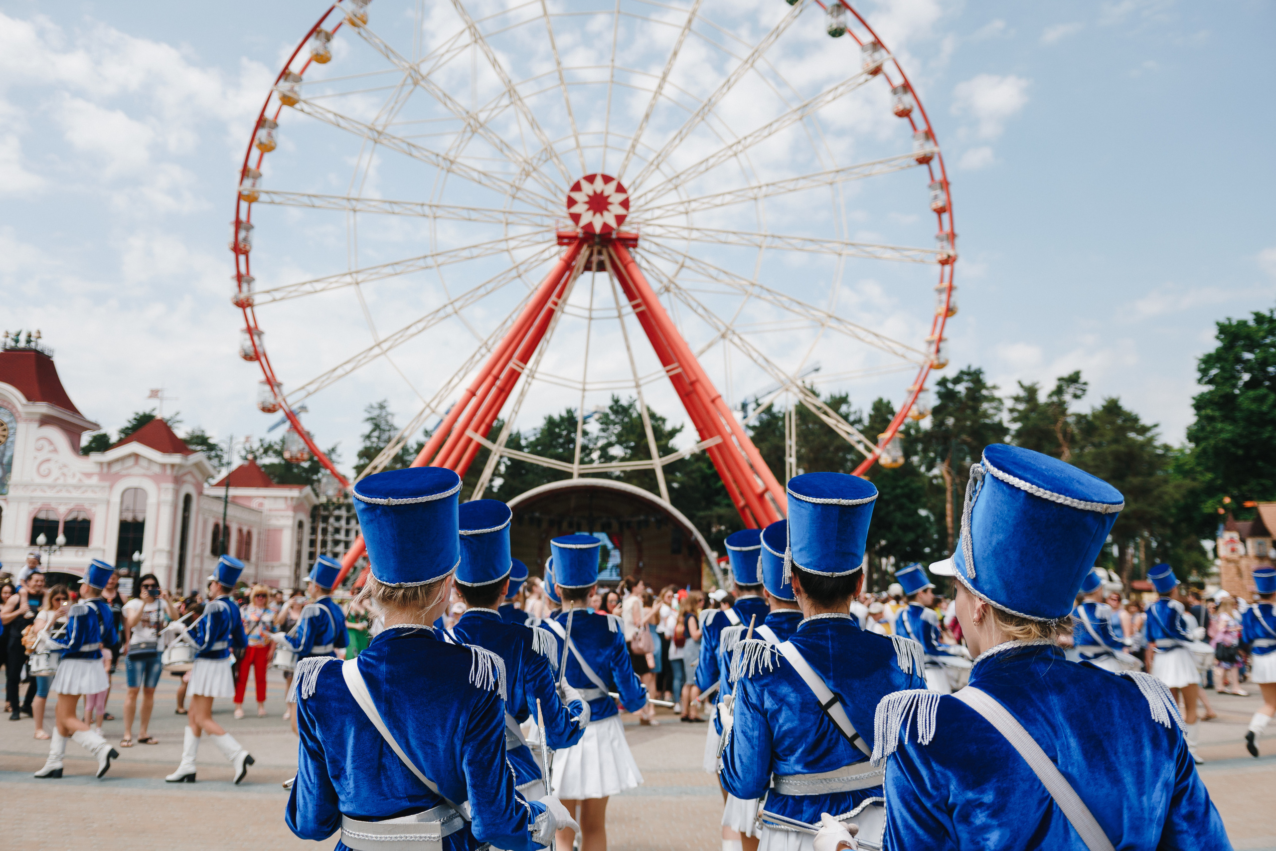 День защиты детей в Центральном парке. Foto • Video • Produktion • Luftbildaufnahmen • Erstellung von Medien