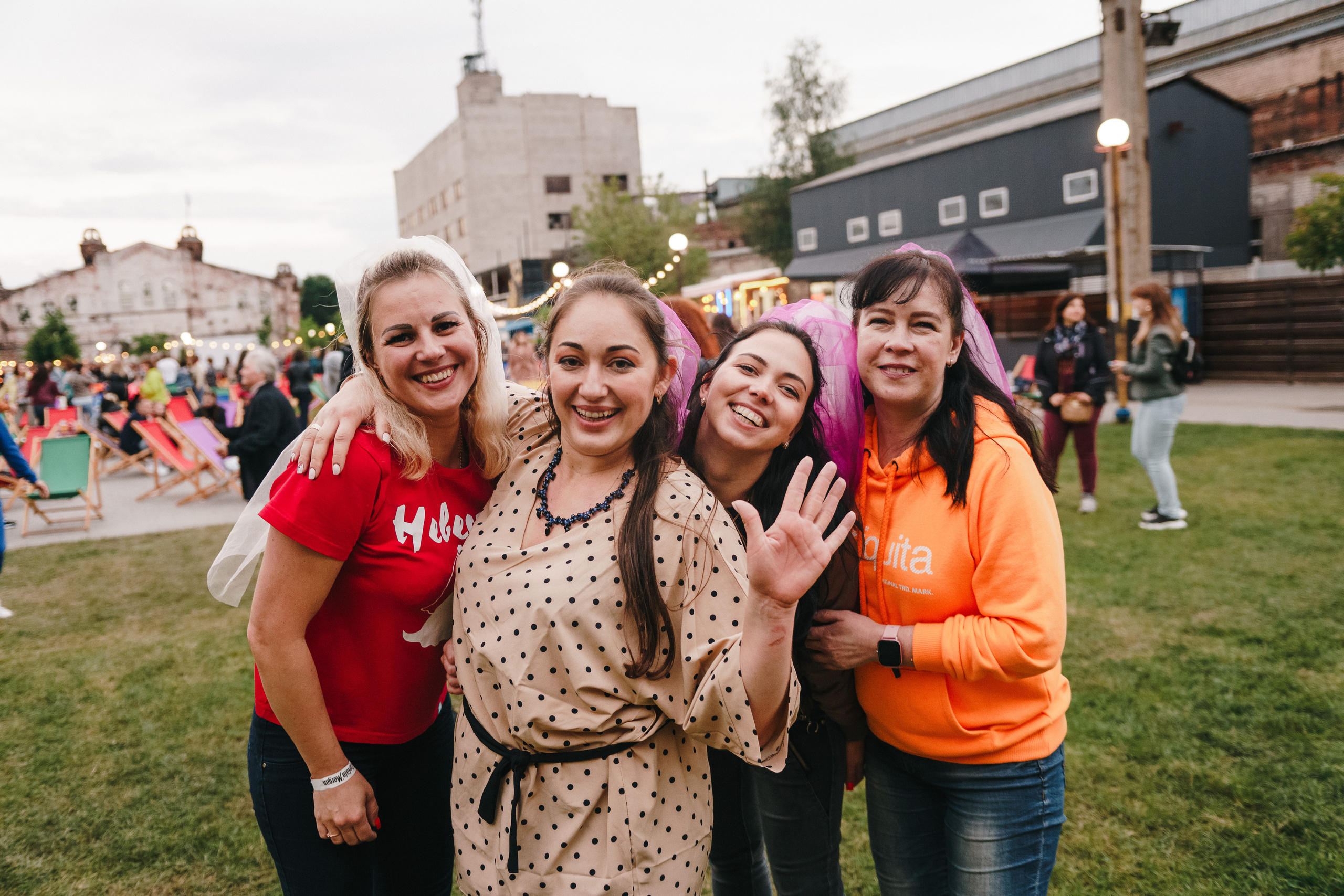 Фестиваль Поколение 90-х. День 2. Foto • Video • Produktion • Luftbildaufnahmen • Erstellung von Medien