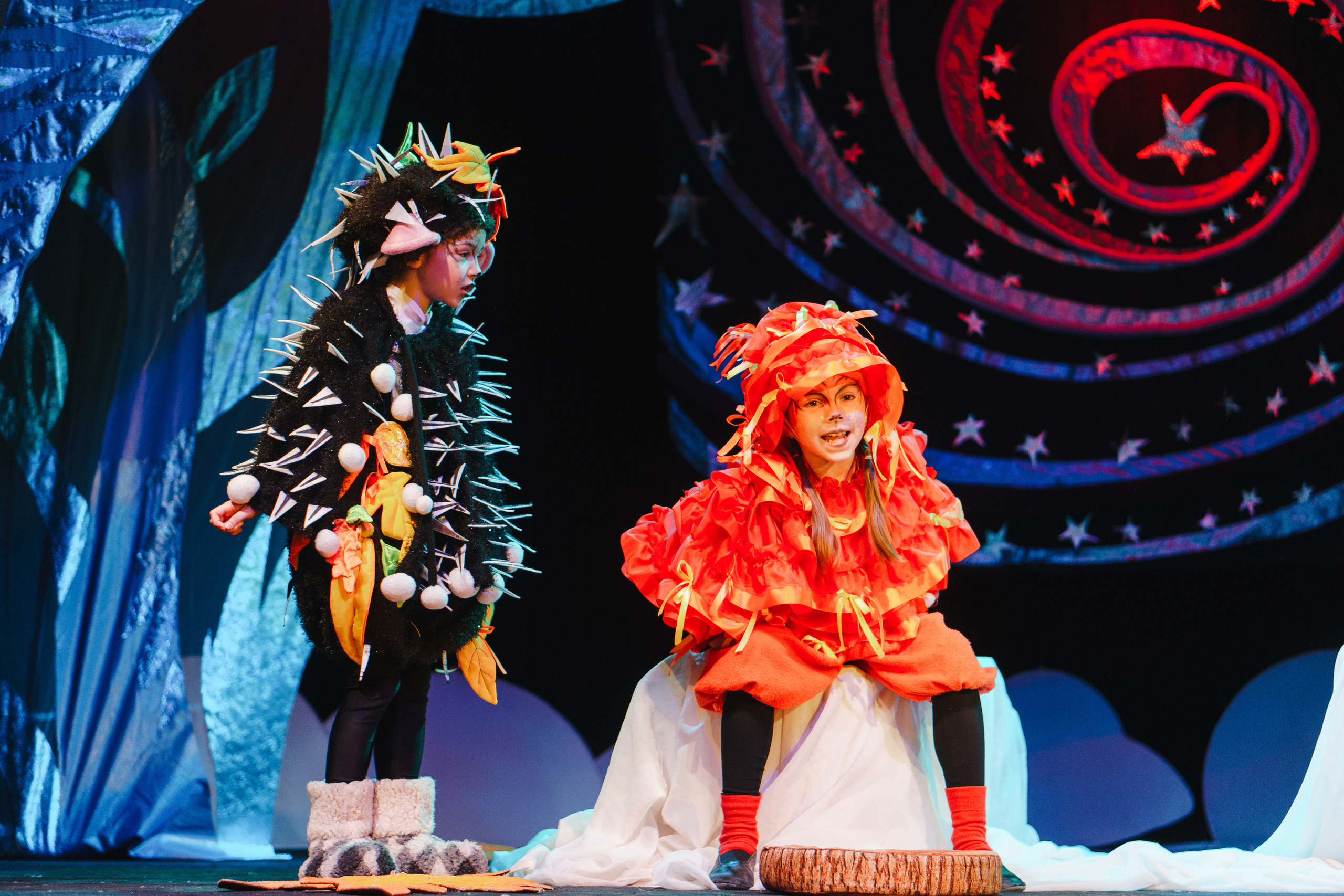 Театр «Сорванцы». Давайте никогда не расставаться. Фото • Відео • Аерозйомка • Контент для бізнесу