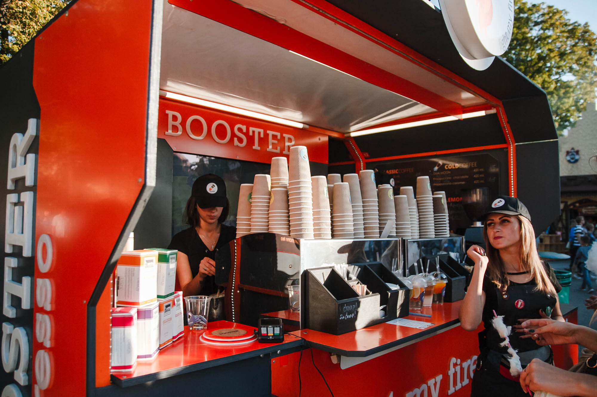 Фестиваль кофе в Центральном парке. Foto • Video • Produktion • Luftbildaufnahmen • Erstellung von Medien